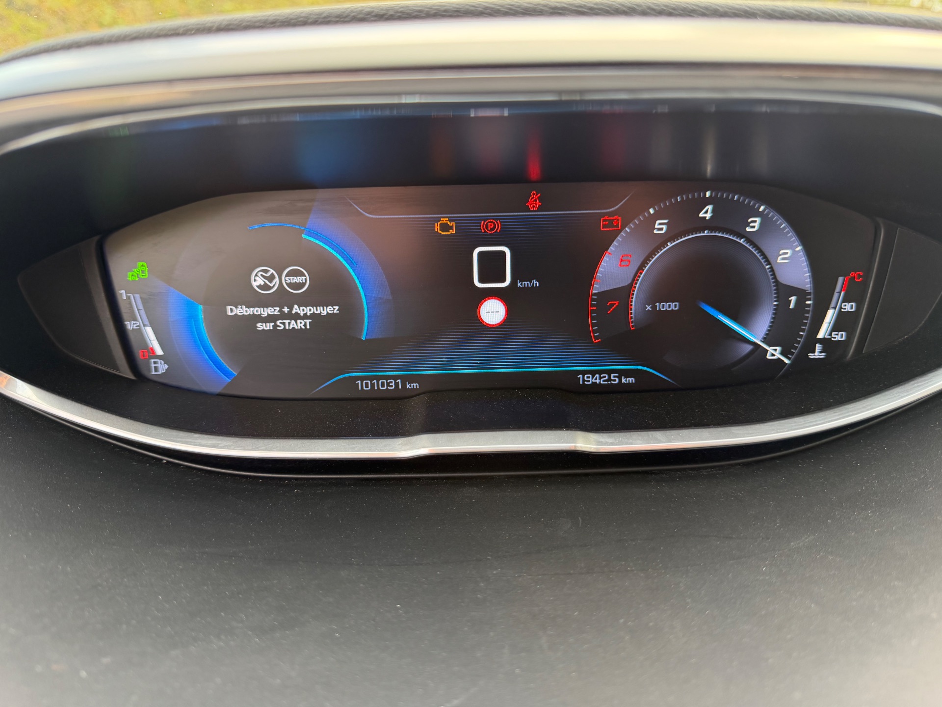 PEUGEOT 3008 1.2 puretech 130ch Allure