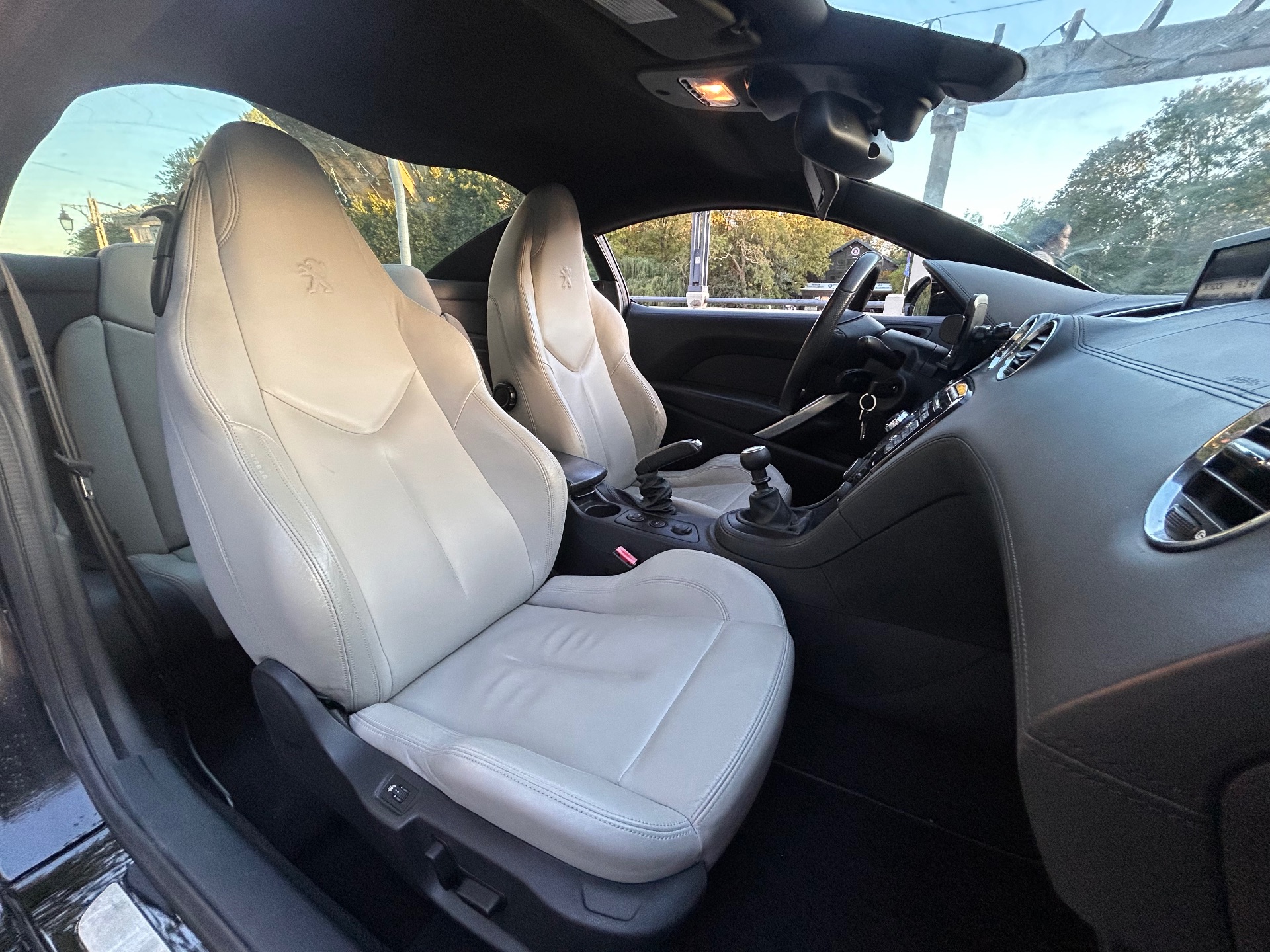 Peugeot RCZ 1.6 thp 200ch