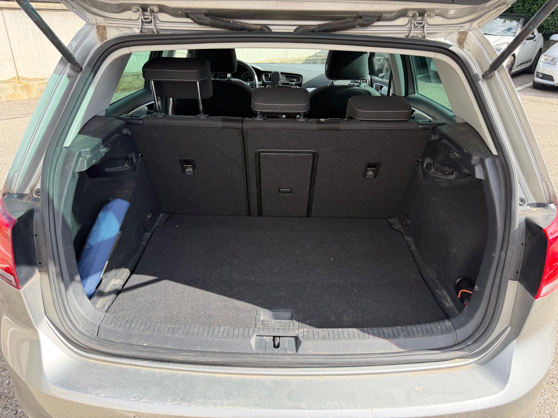Volkswagen Golf 1.2 TSI 105ch CUP 4 pneus neige sur jantes