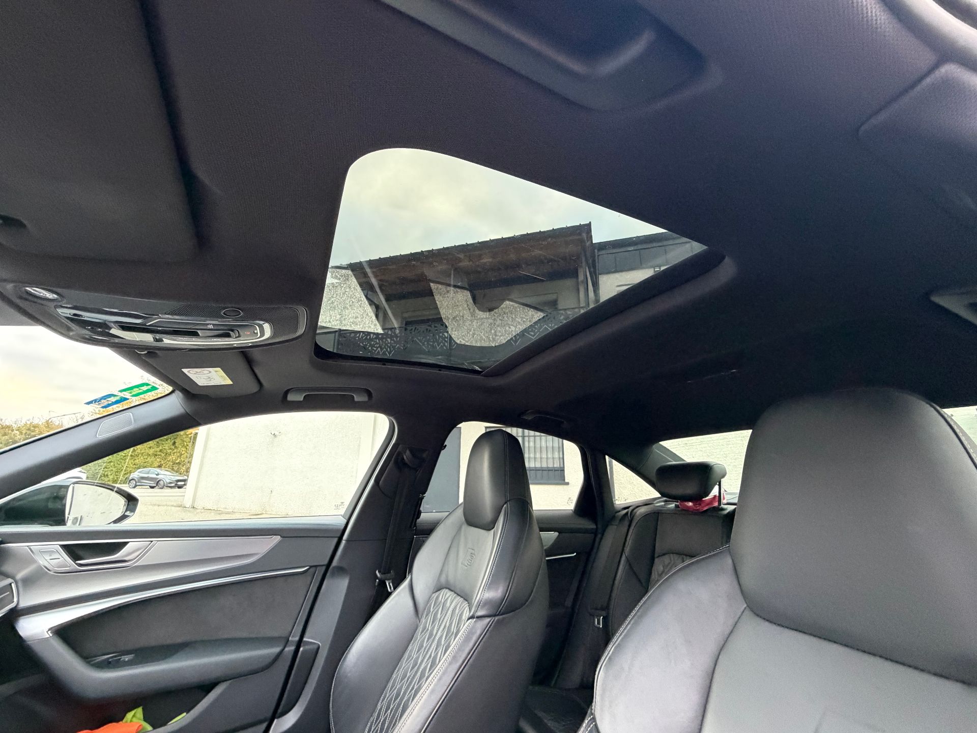 Audi A6 55 tfsi 367ch Sline compétition