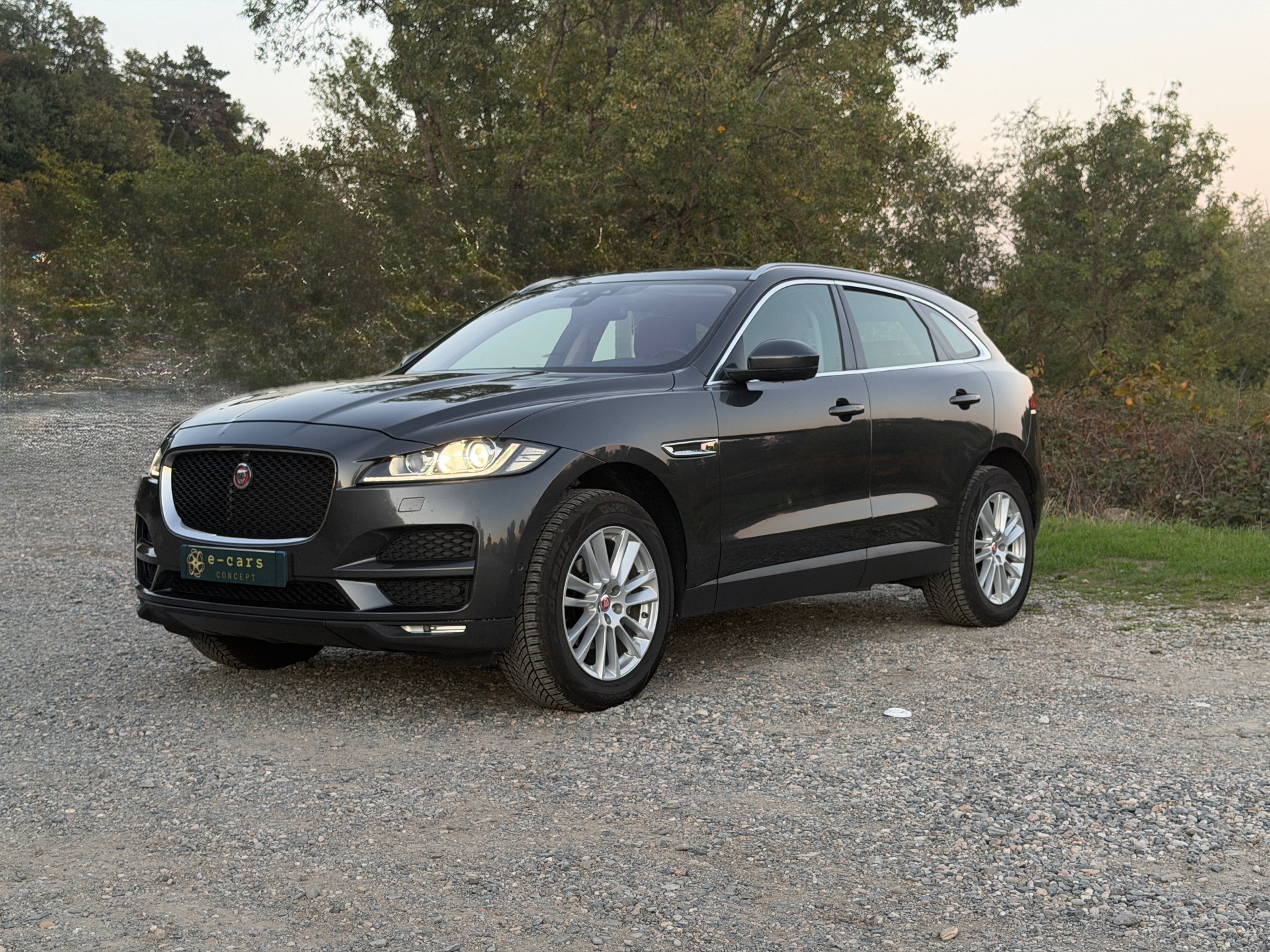 Jaguar F-Pace 2.0 D 180ch Portfolio 4X4
