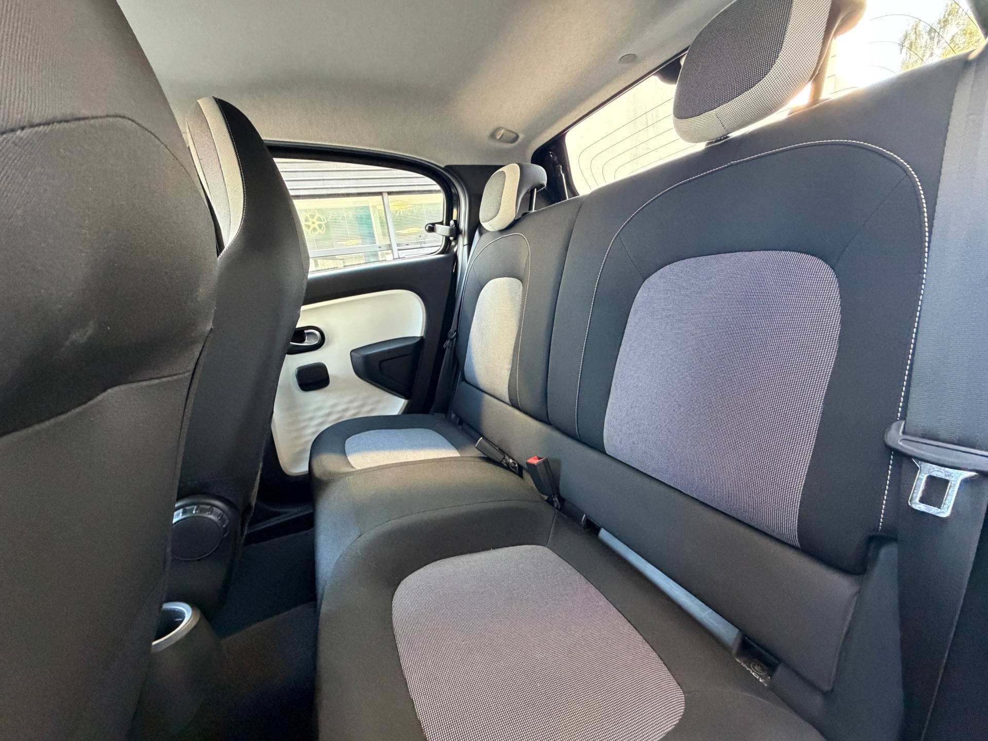 Renault Twingo 1.0 70ch “Zen”