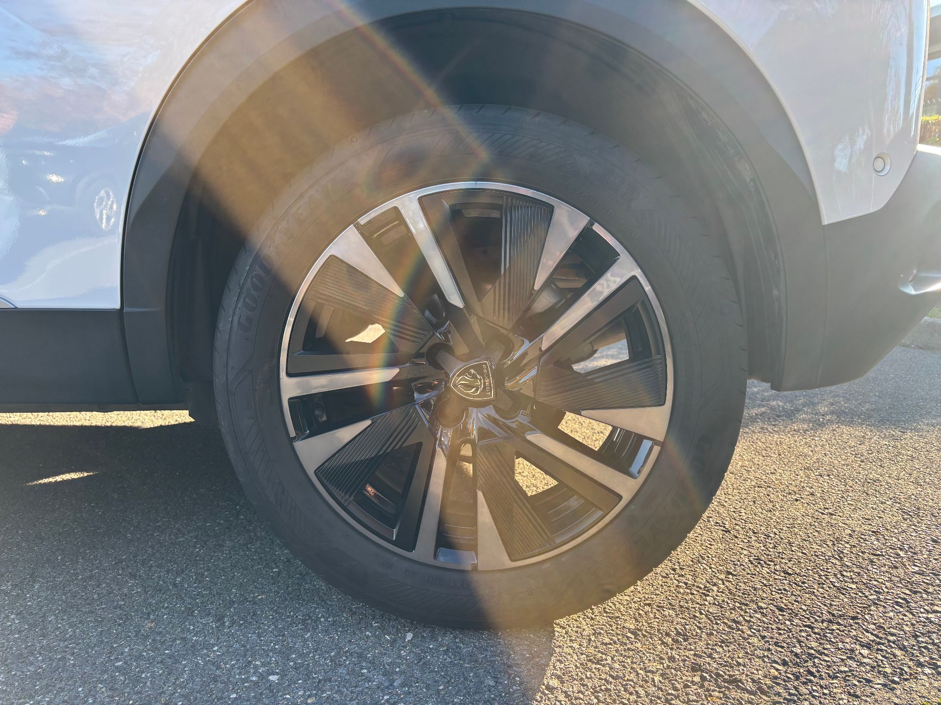 Peugeot 2008 1.2 130ch GT