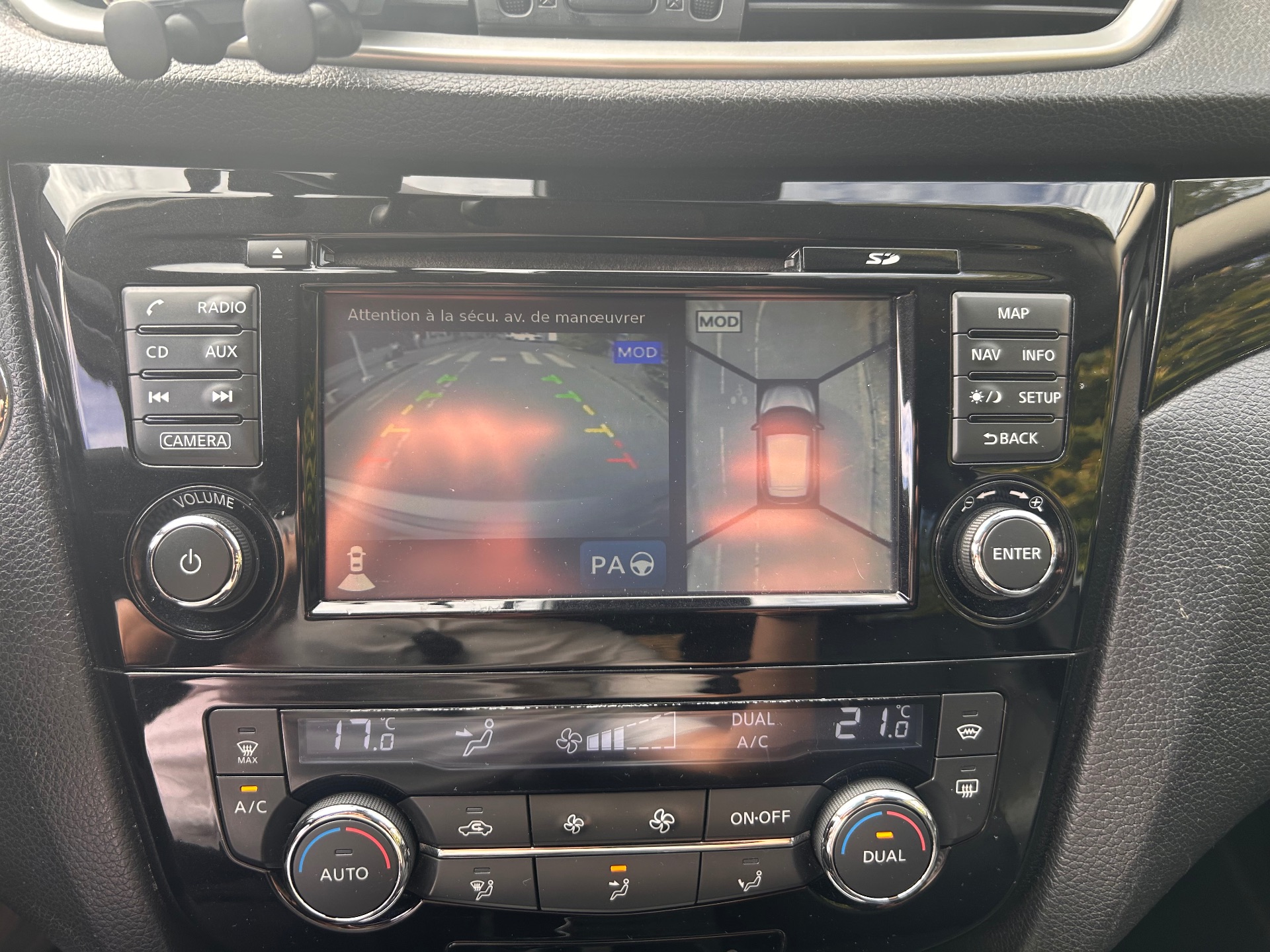 Nissan Quashqai 1.2 dig 115ch techna