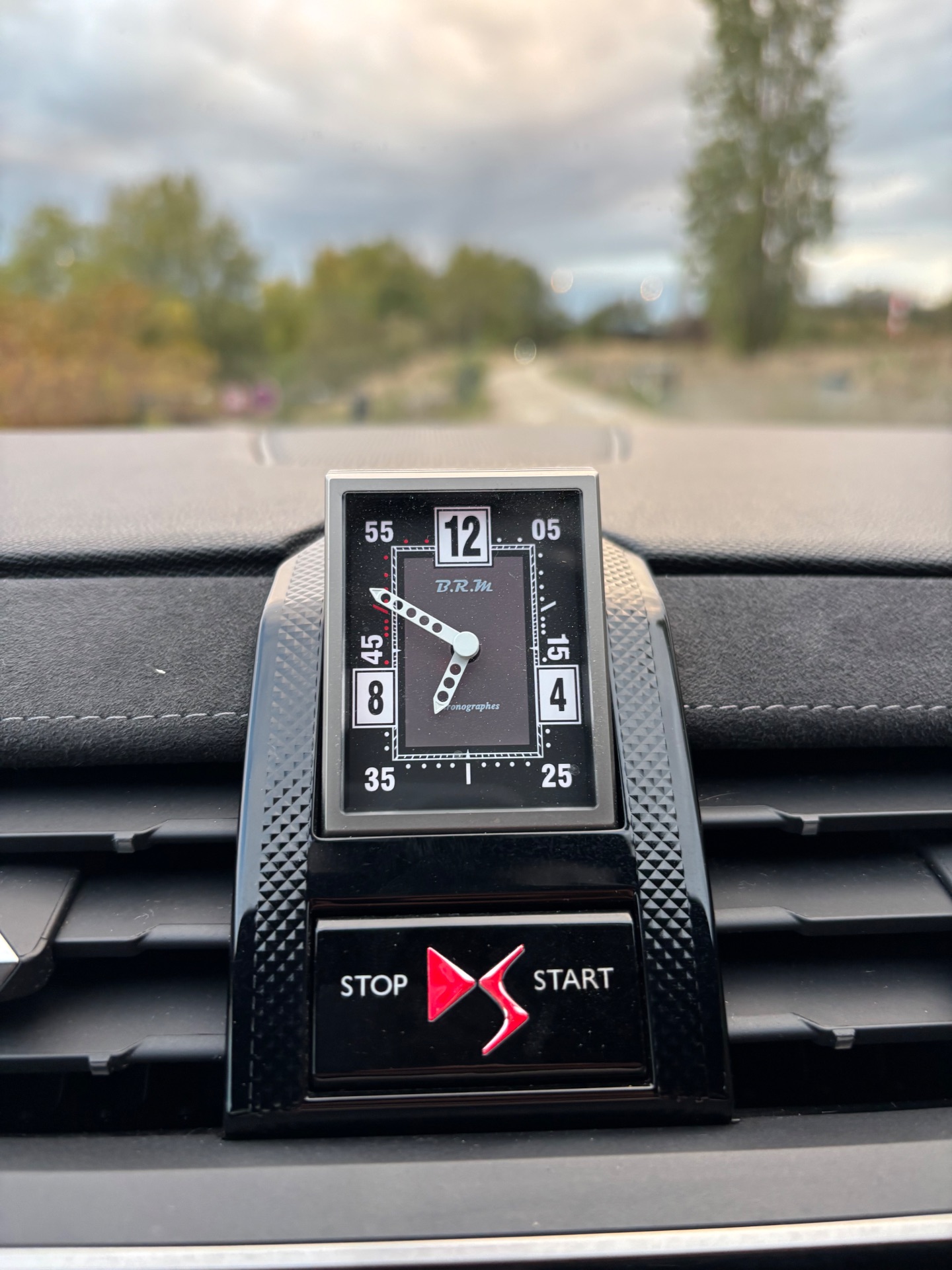 DS DS7 1.6 THP (chaines de distribution) 225ch performance line +