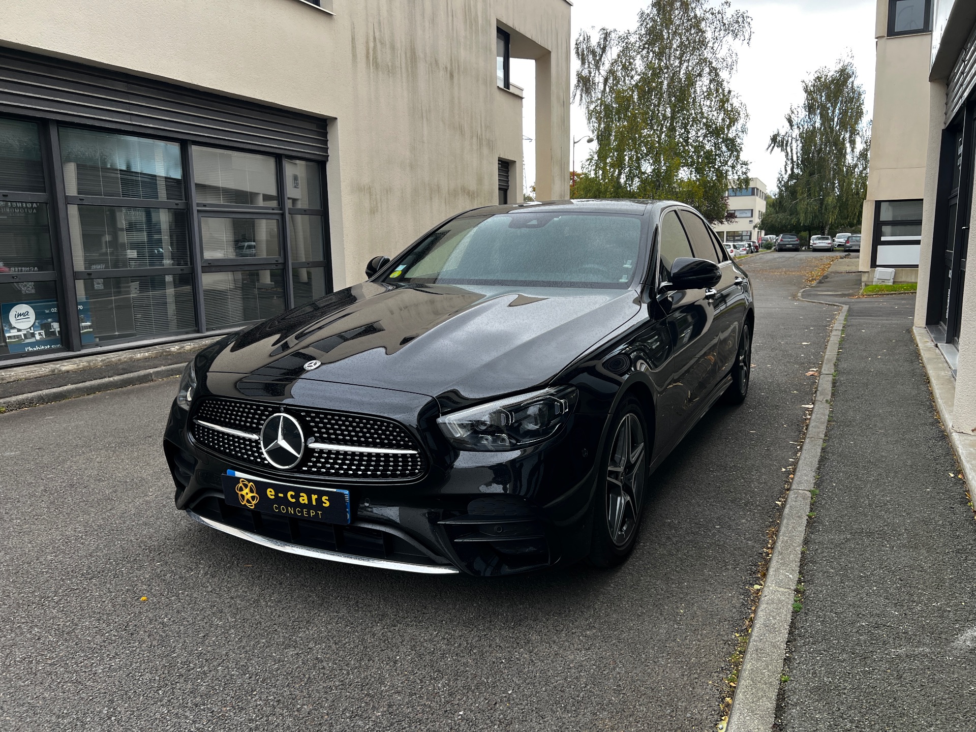 MERCEDES-BENZ Classe E 220 D 194ch AMG-Line+