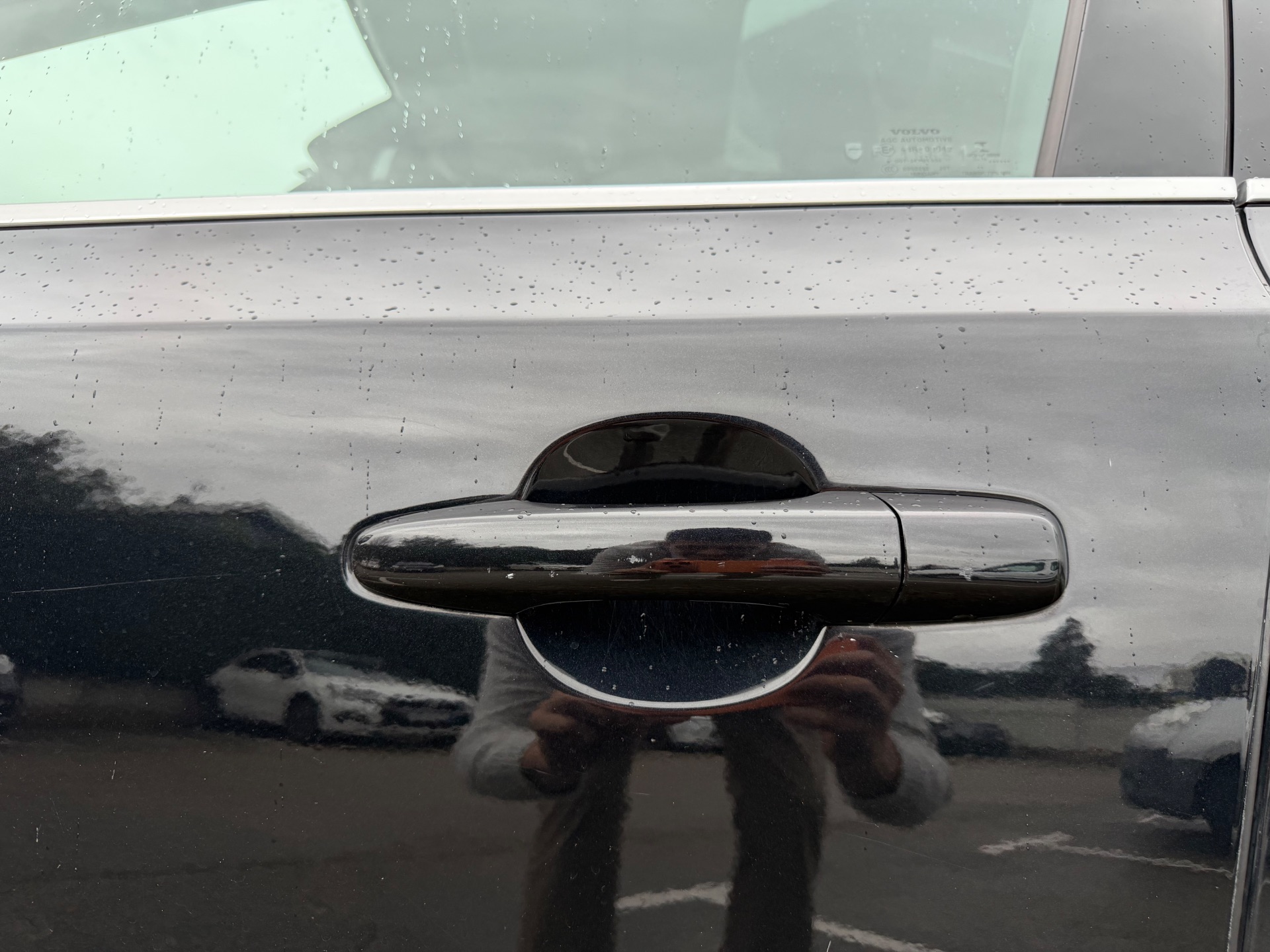 Volvo V40 1.6 122ch MOMENTUM