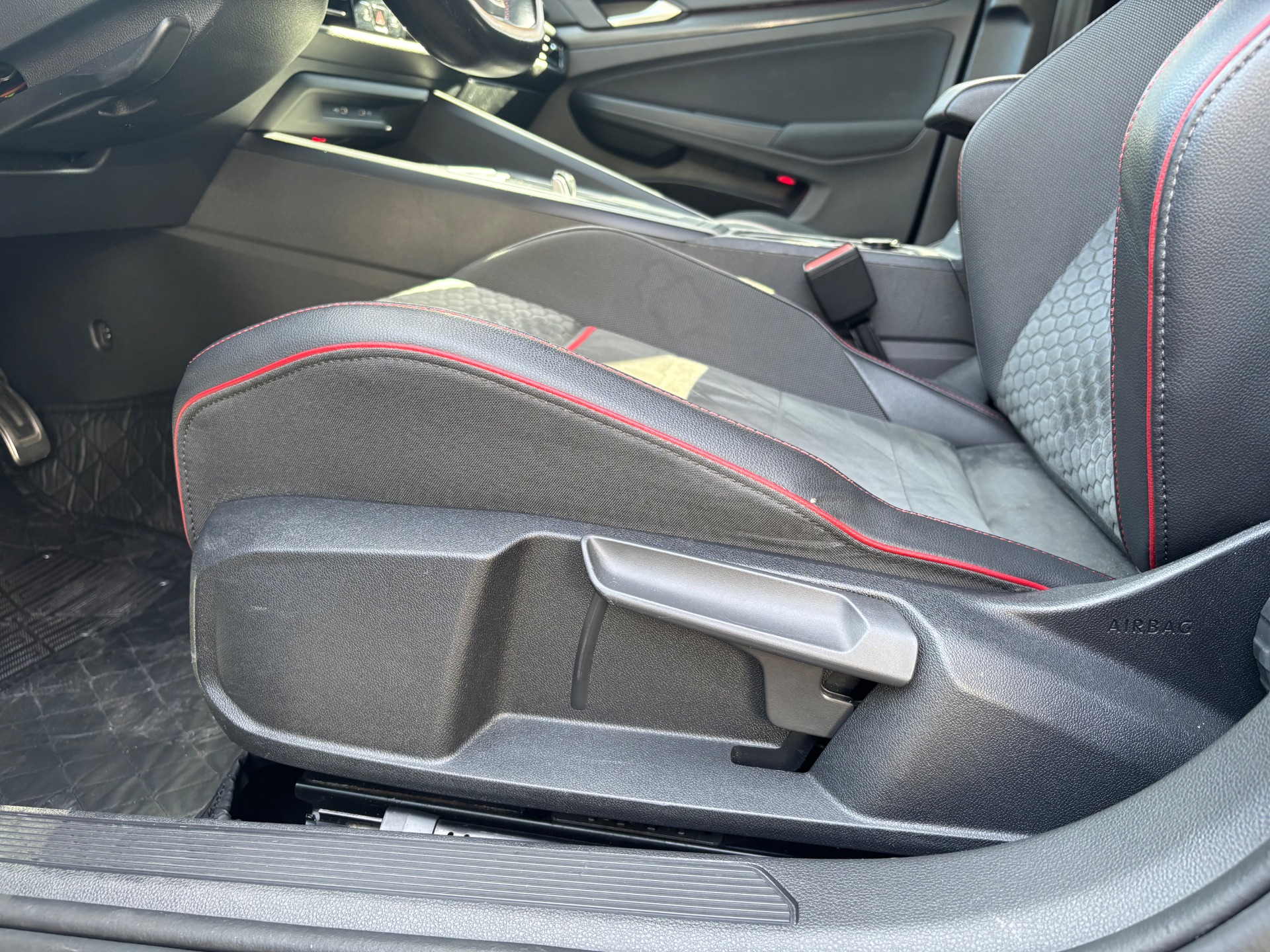 Volkswagen Golf 8 2.0 TSI 300ch GTI ClubSport