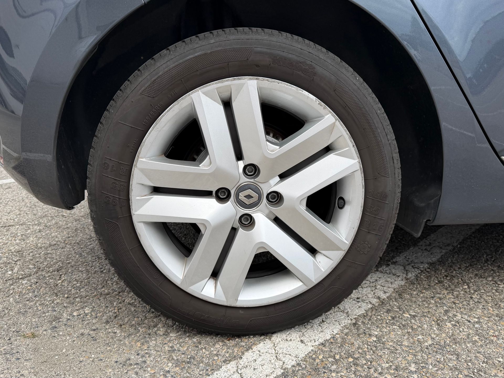 Renault Clio 1.5 bluedci 85ch BUSINESS