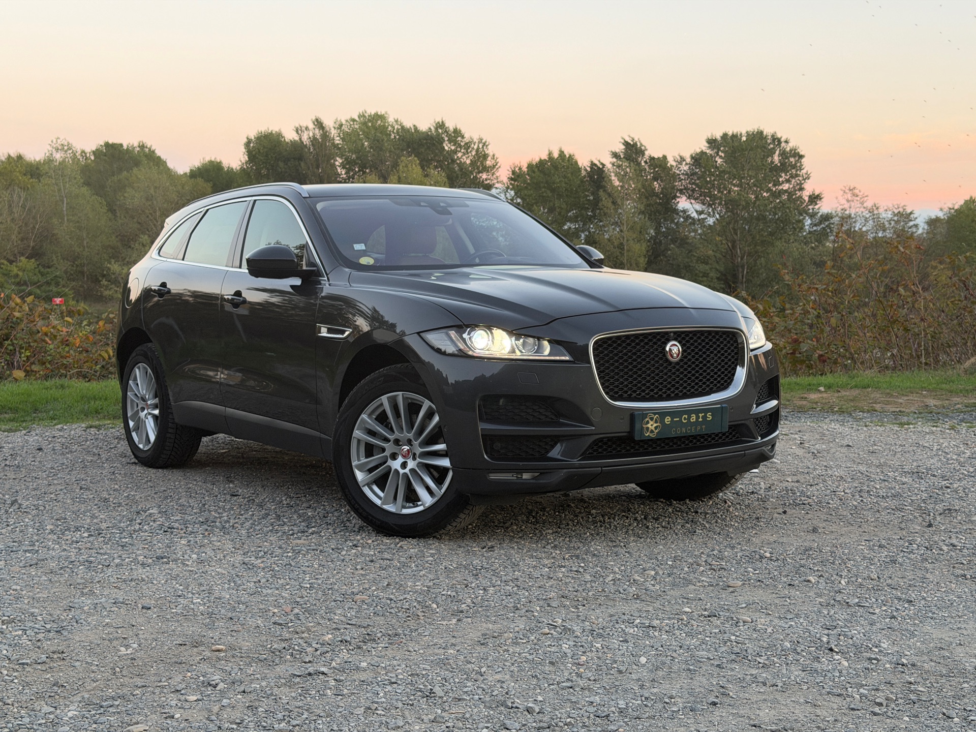Jaguar F-Pace 2.0 D 180ch Portfolio 4X4