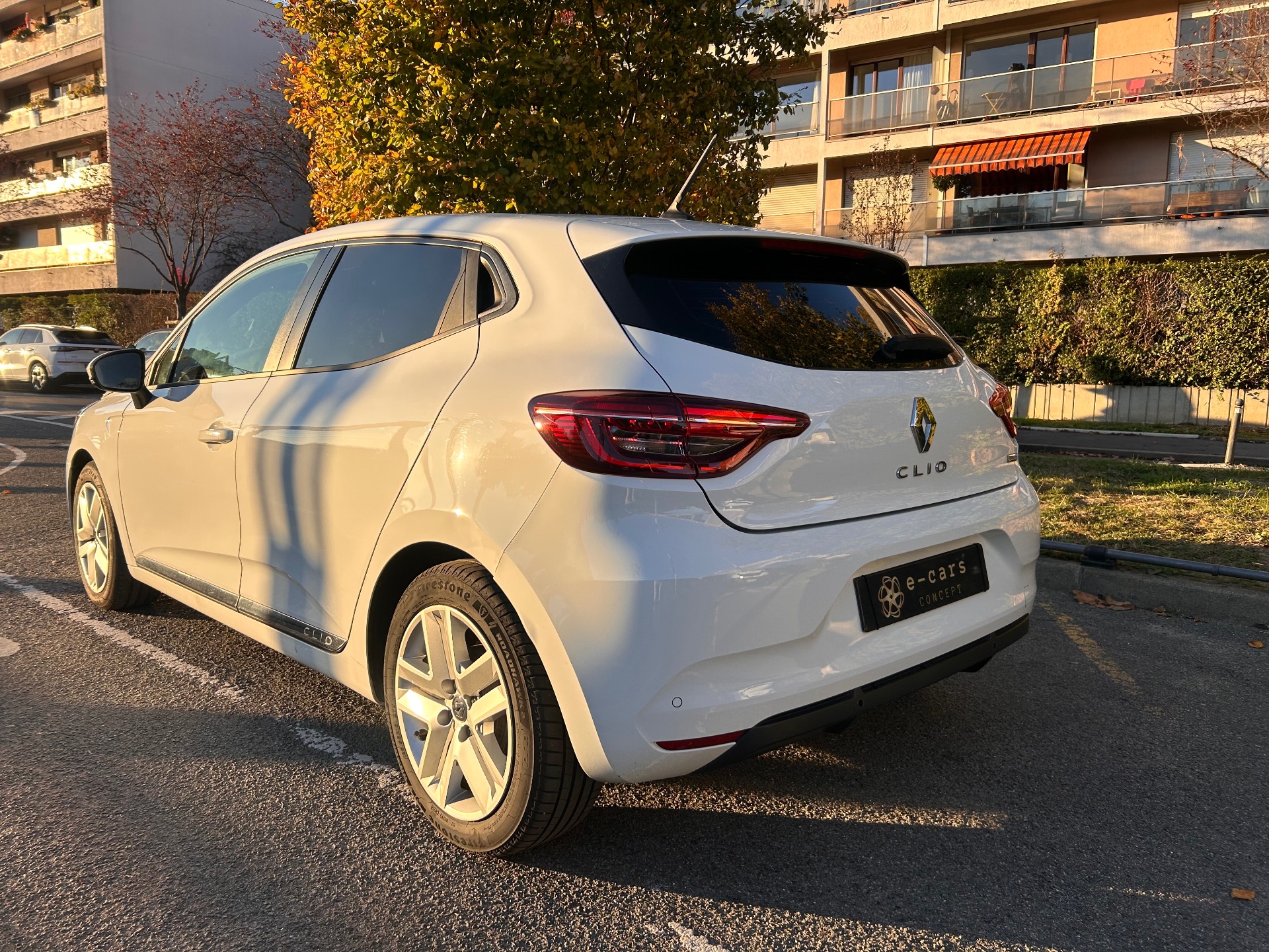 Renault Clio V 1.6 etech 140ch