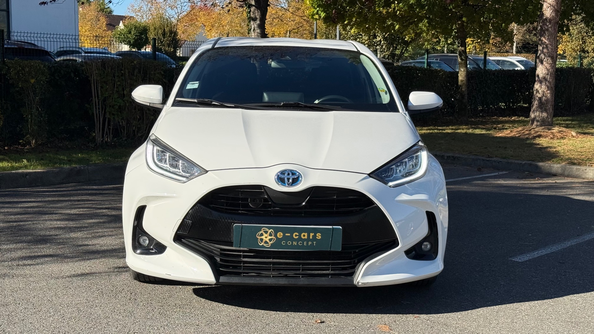 Toyota Yaris hybrid 136ch Design