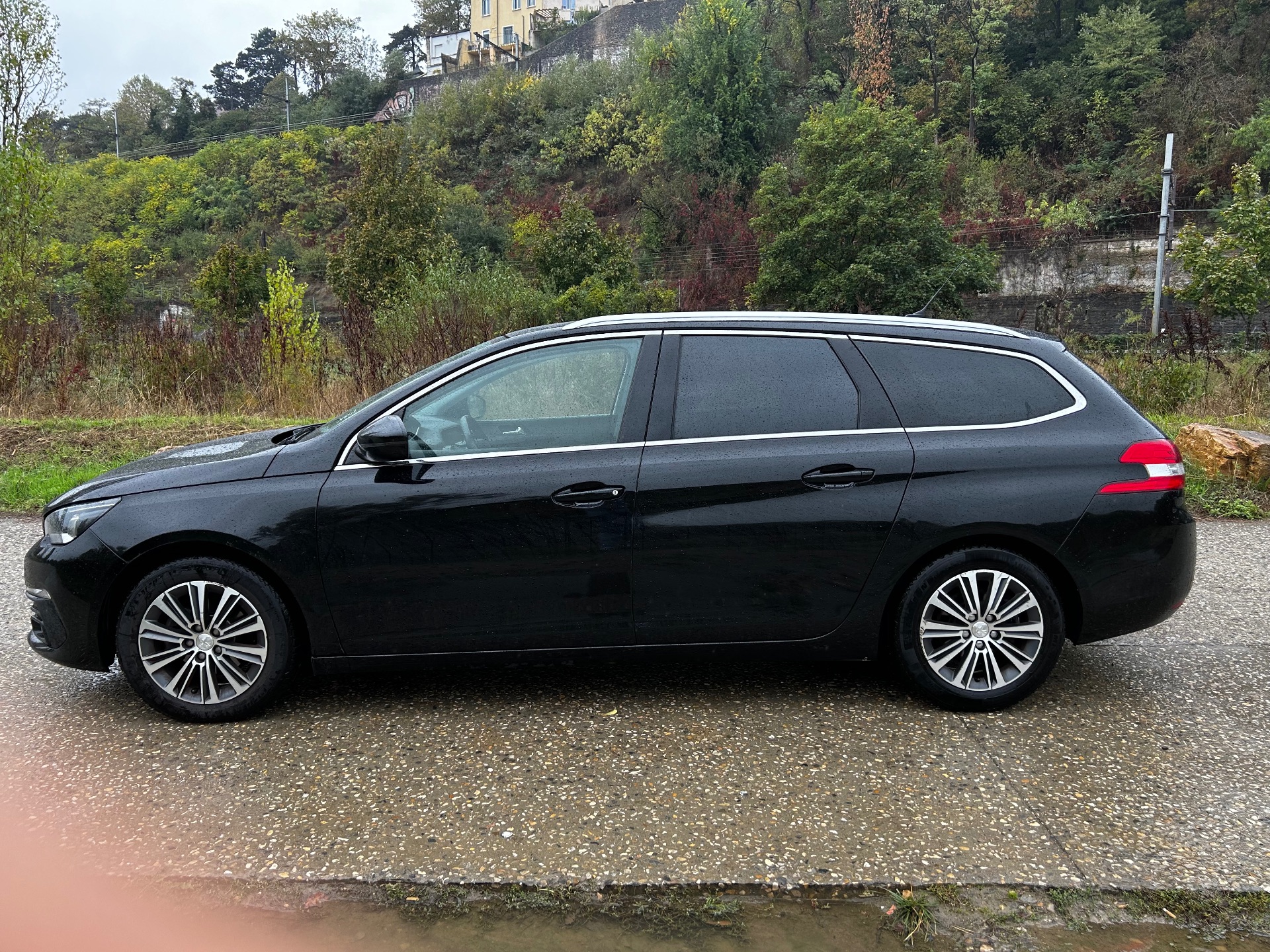 Peugeot 308 1.5 BLUEHDI 130ch Allure