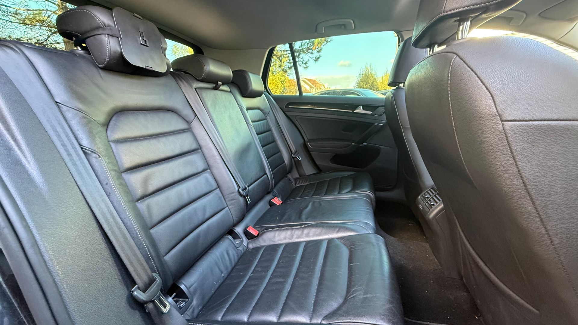 Volkswagen GOLF 7 1.4 TSI 150ch Carat Exclusive