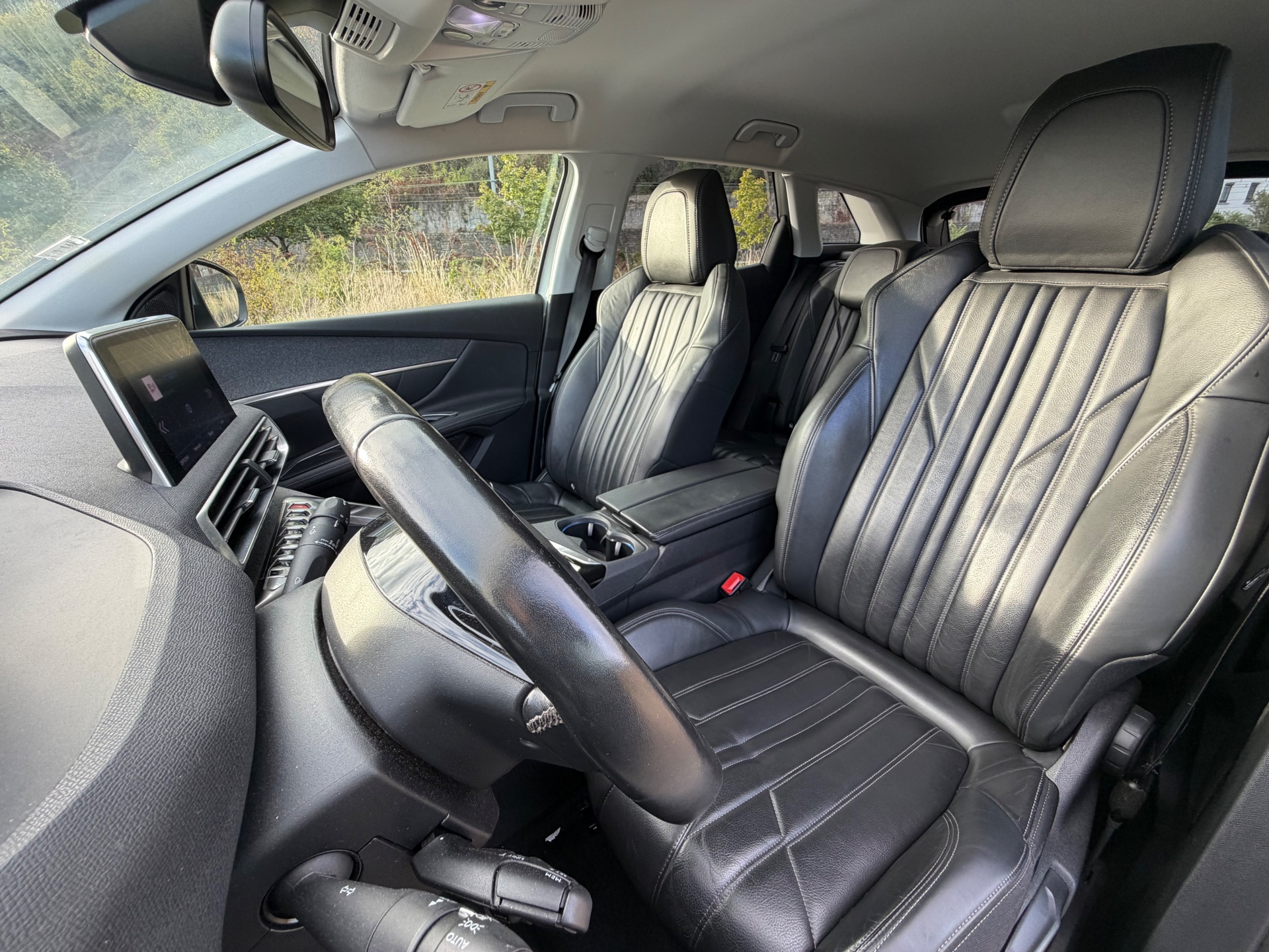 PEUGEOT 3008 1.2 puretech 130ch Allure
