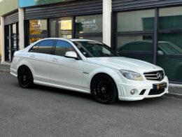 Mercedes-Benz C63 V8 6,2L 457ch AMG