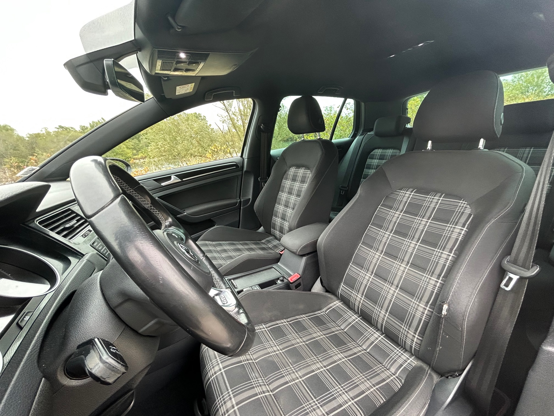 Volkswagen GOLF 7 2.0 184ch GTD