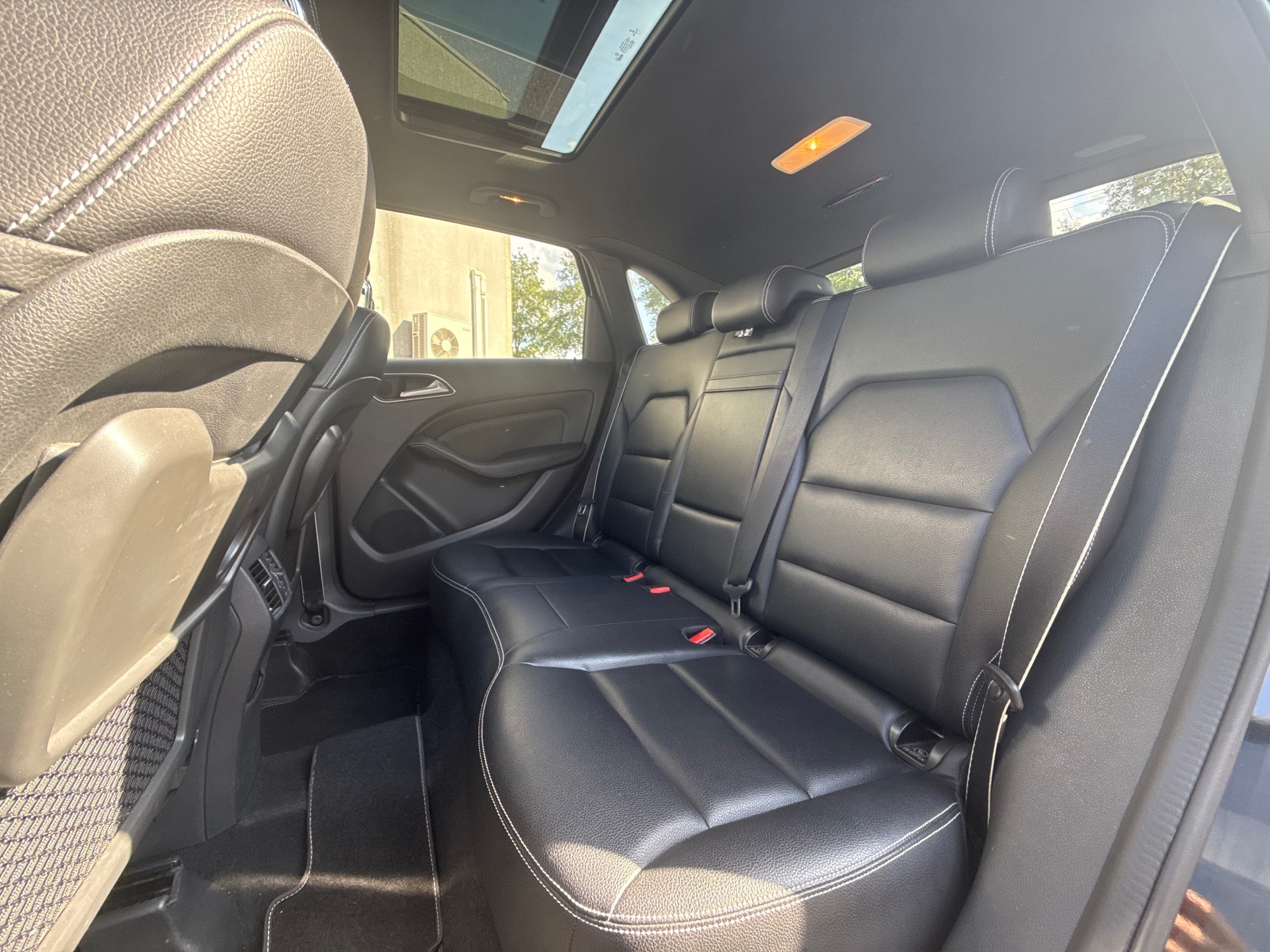 Mercedes-Benz Classe B Phase 2 180 1.6 i 122ch Starlight Edition