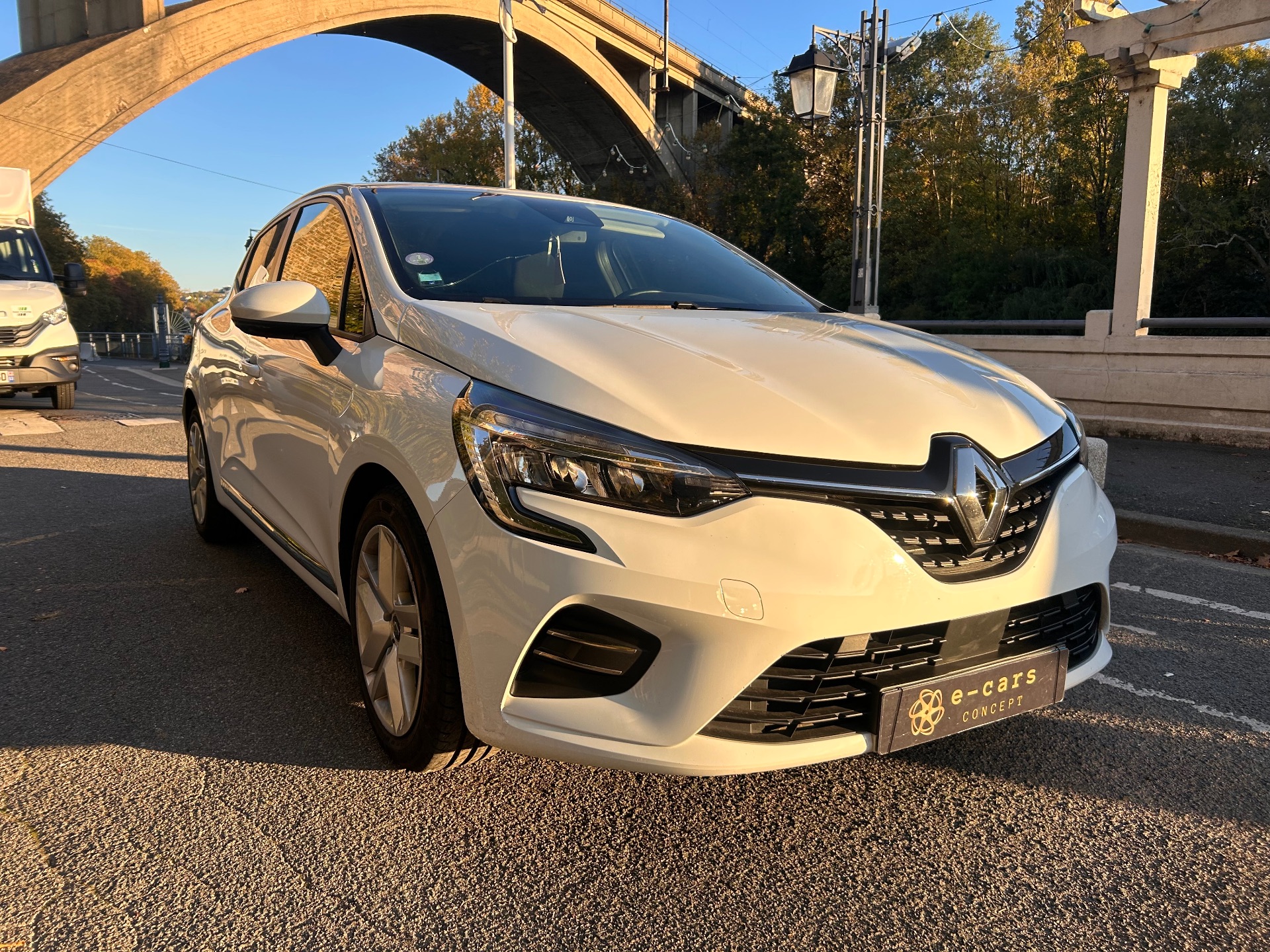 Renault Clio V 1.6 etech 140ch