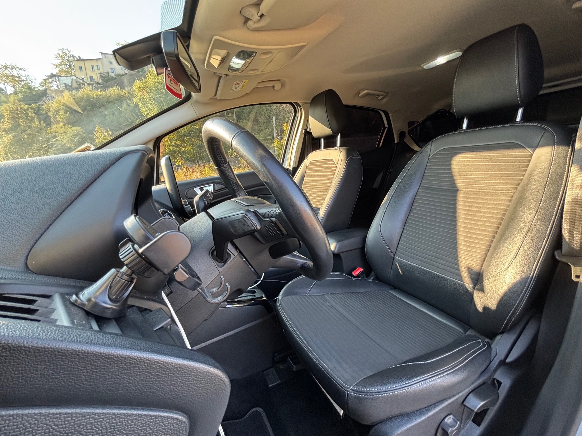 FORD ECOSPORT 1.0 ecoboost 125ch titanium