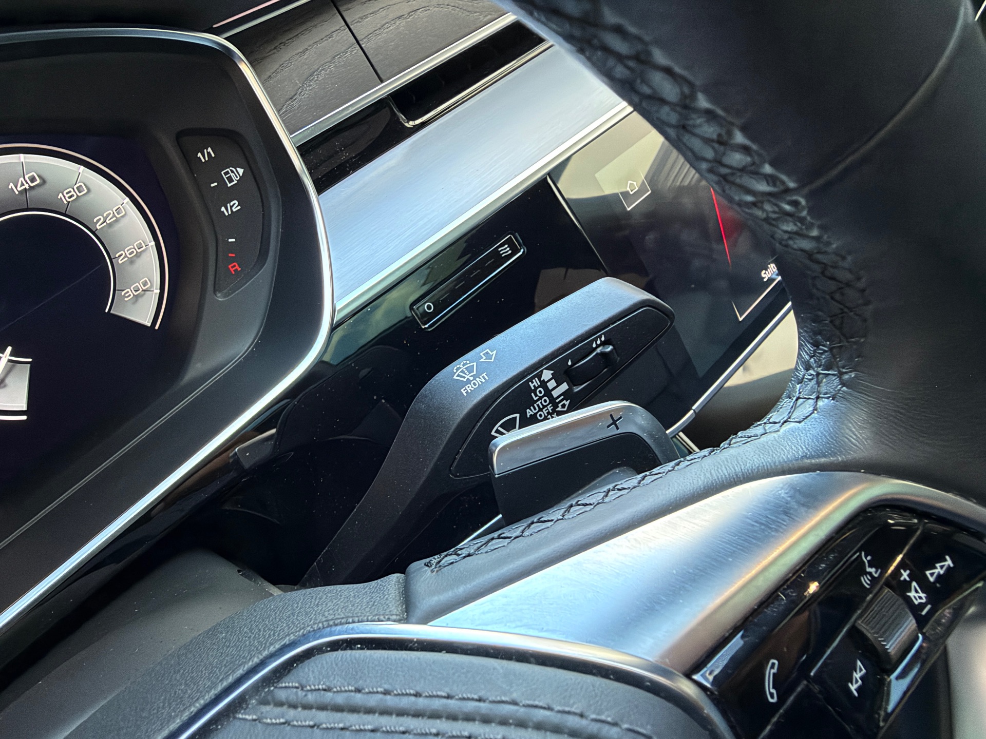 Audi A8 60 TFSI 462ch “Avus Extended”