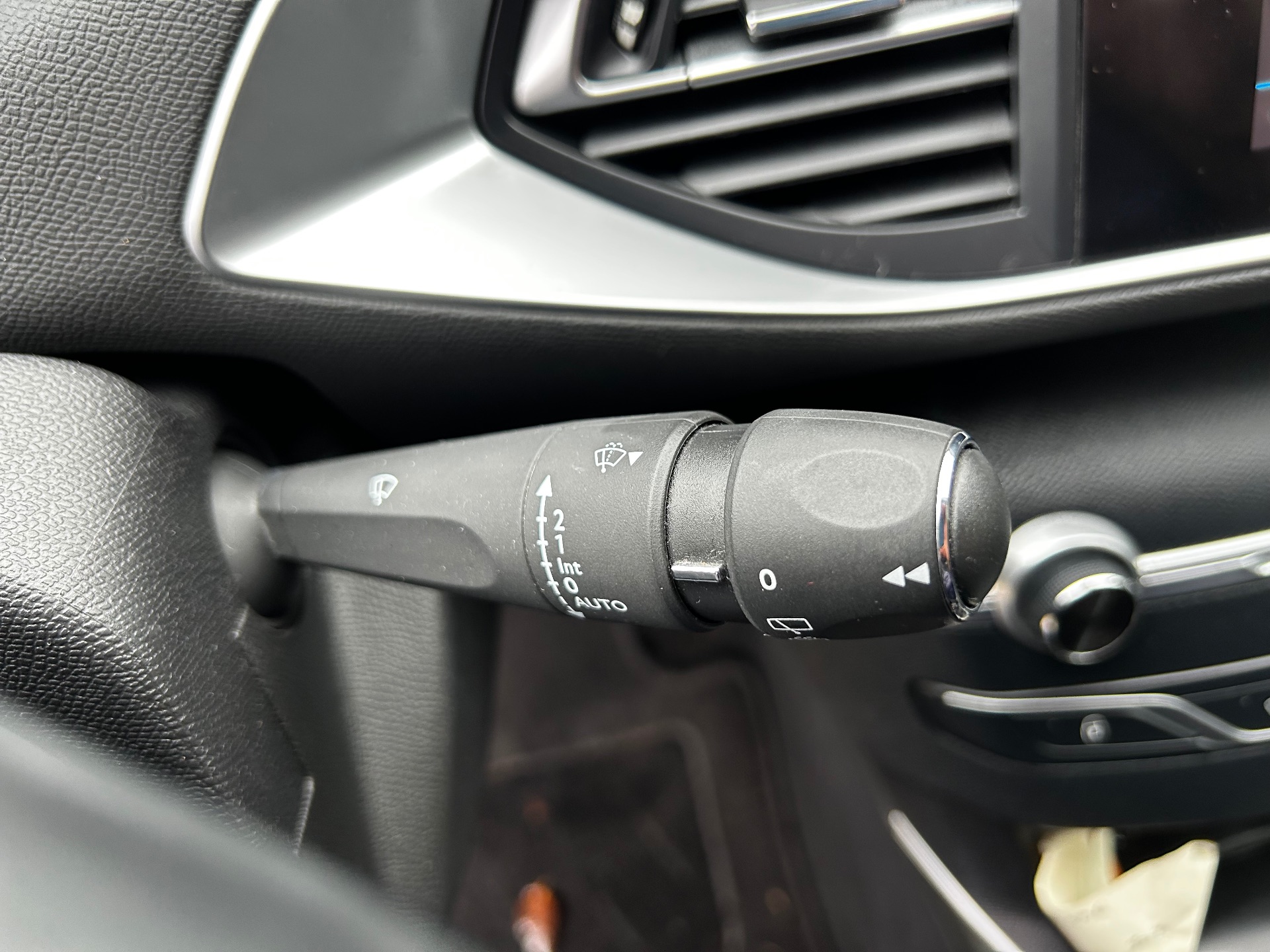 Peugeot 308 1.5 BLUEHDI 130ch Allure