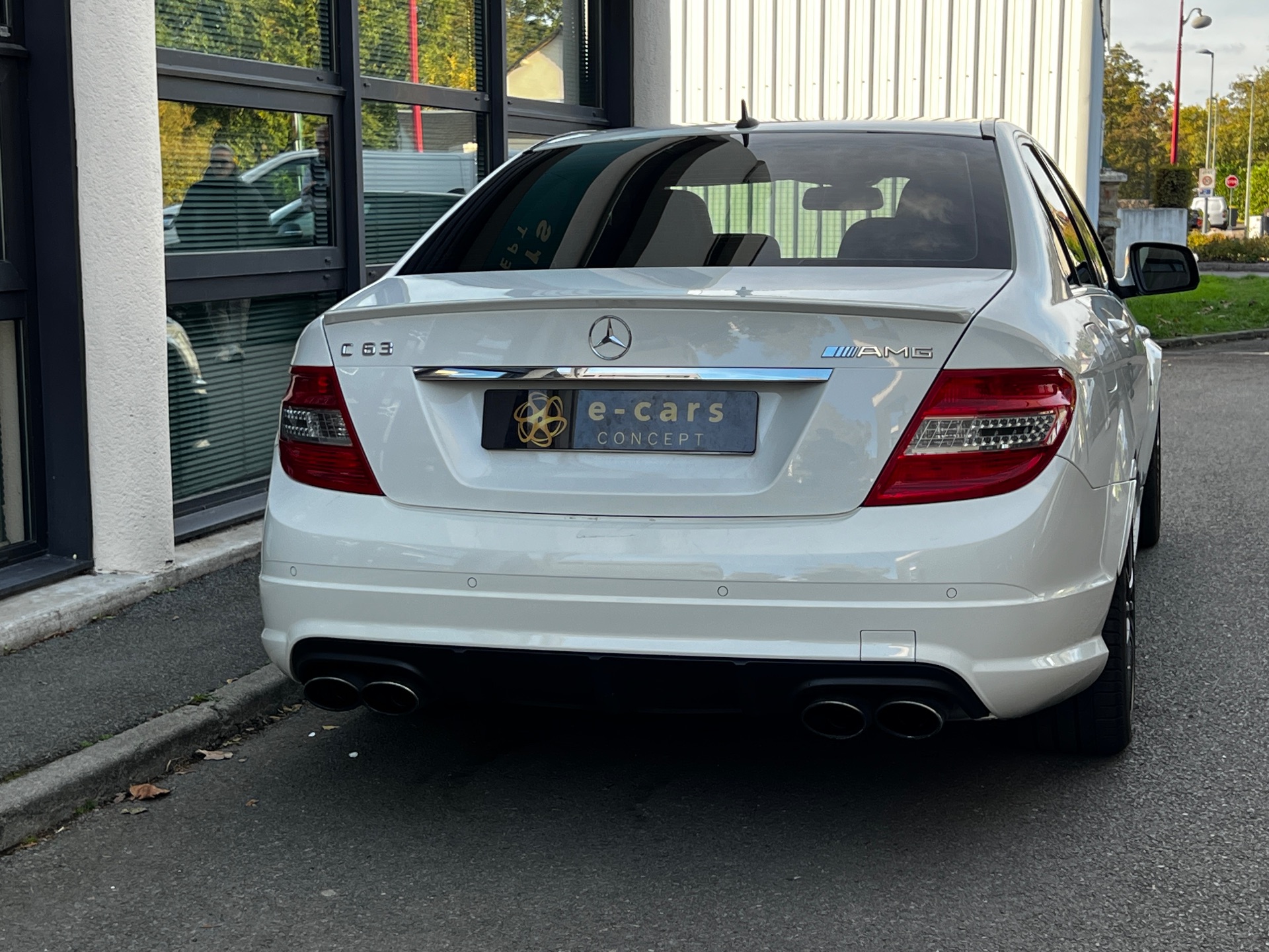 Mercedes-Benz C63 V8 6,2L 457ch AMG