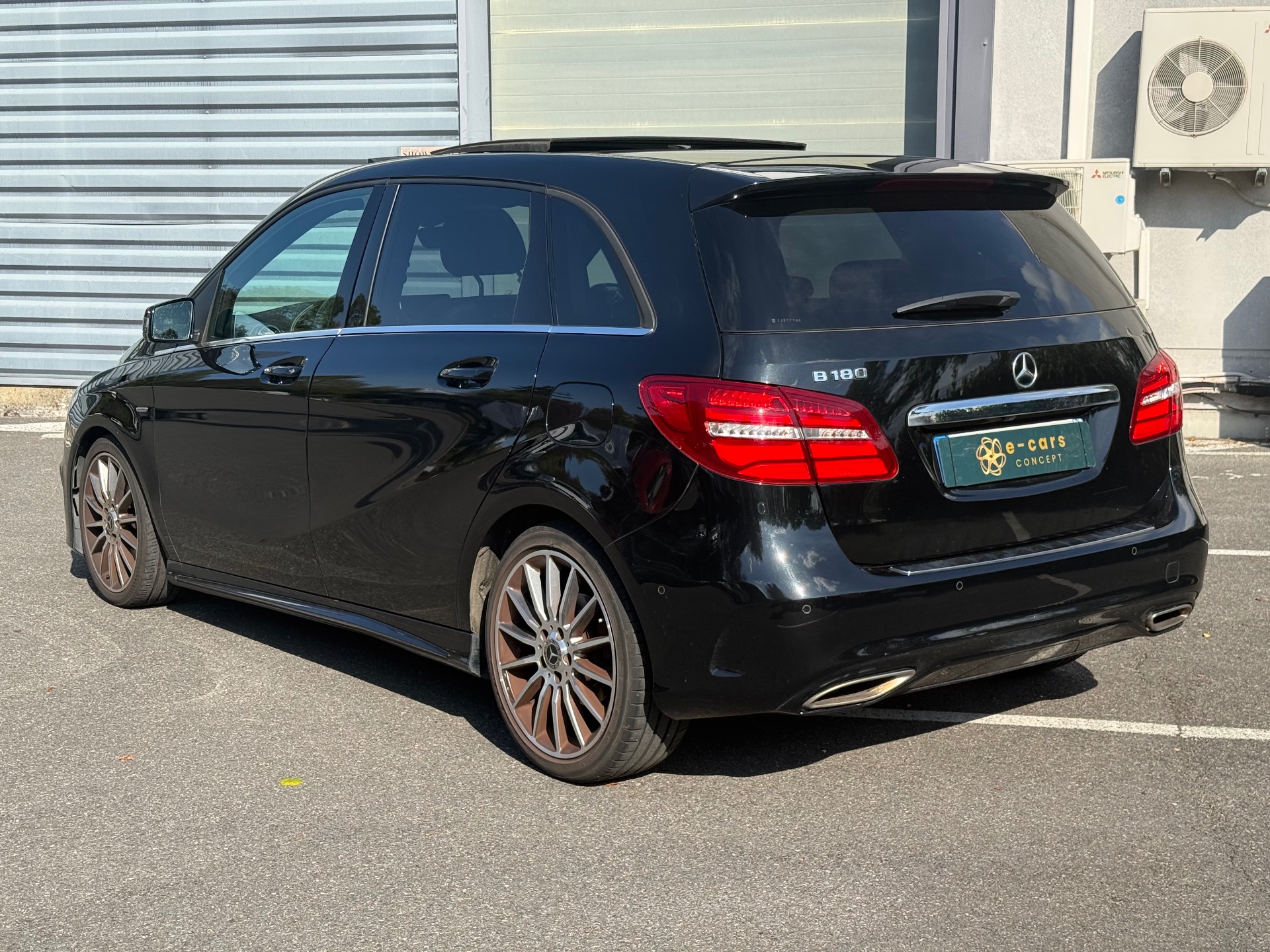 Mercedes-Benz Classe B Phase 2 180 1.6 i 122ch Starlight Edition