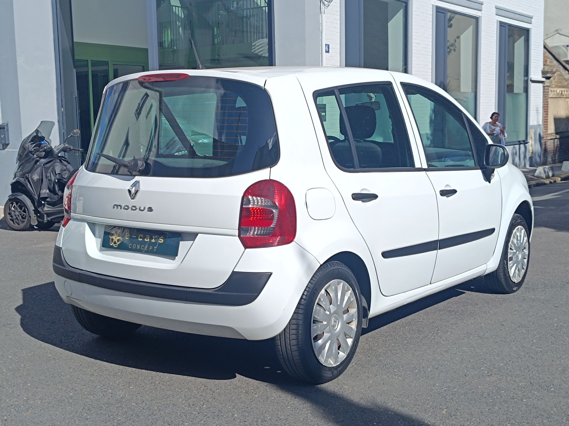 Renault MODUS 1.2i 75ch