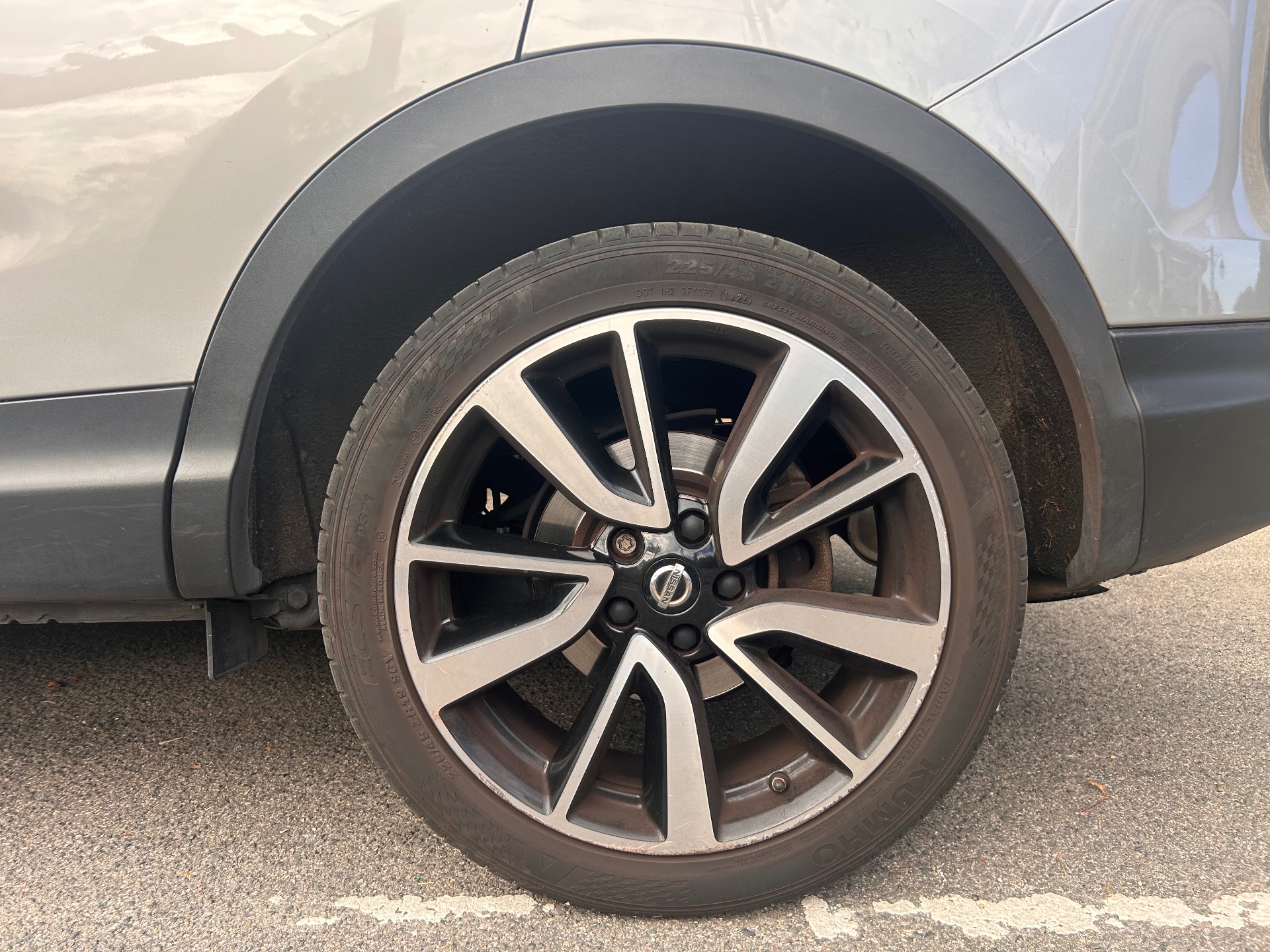 Nissan Quashqai 1.2 dig 115ch techna