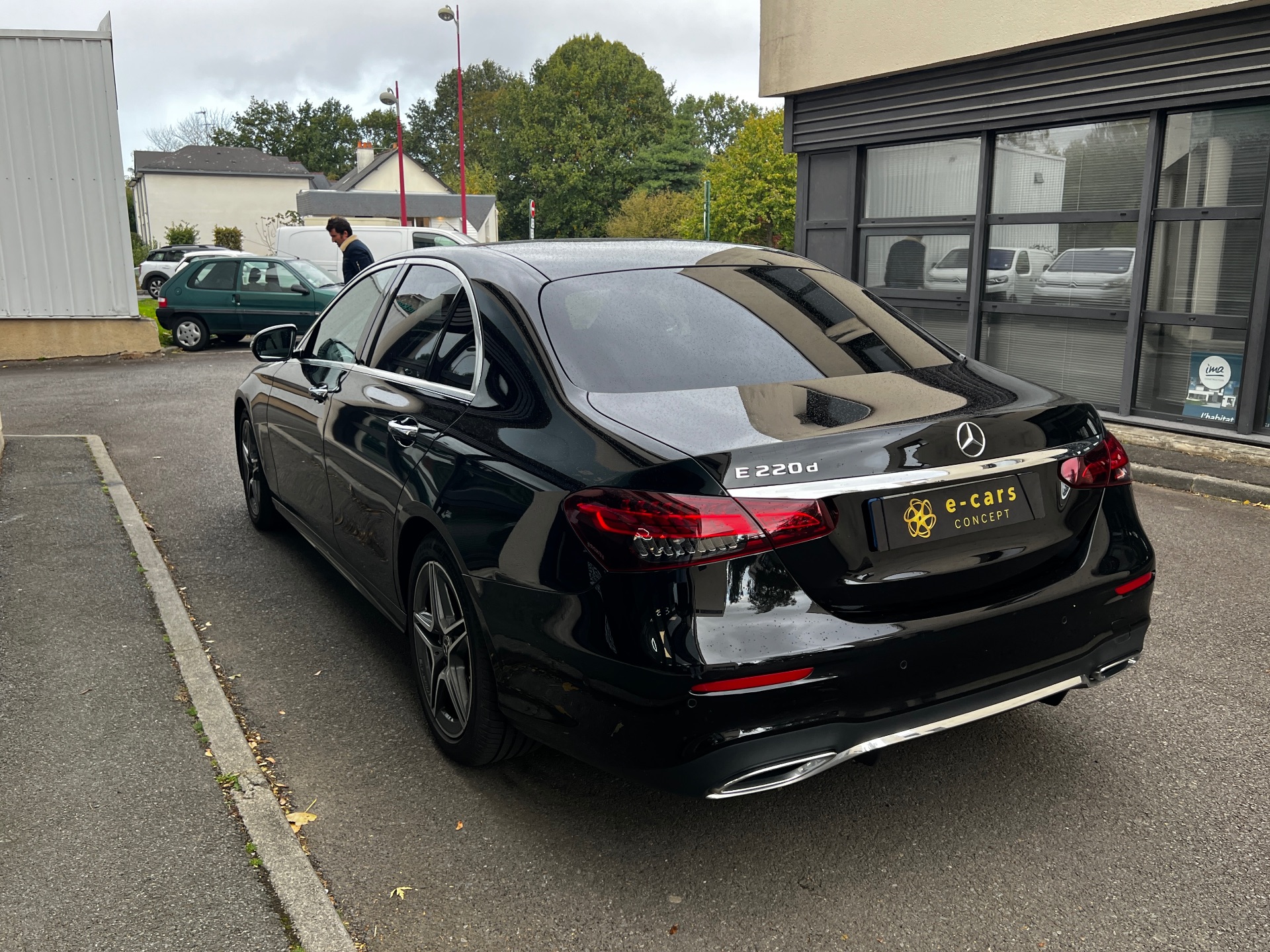 MERCEDES-BENZ Classe E 220 D 194ch AMG-Line+