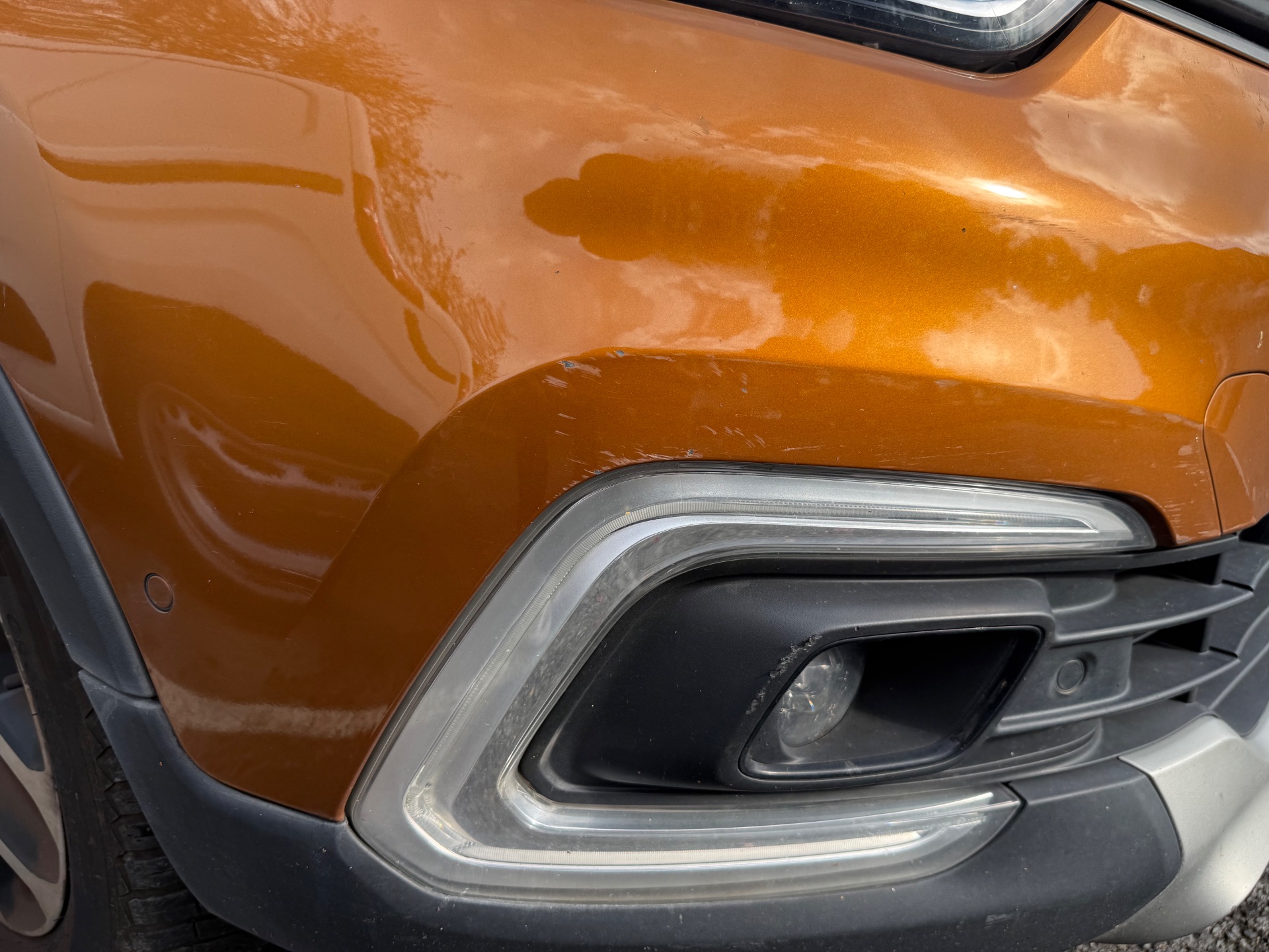 Renault Captur 1.2 TCe 16V EDC6 118ch Intens