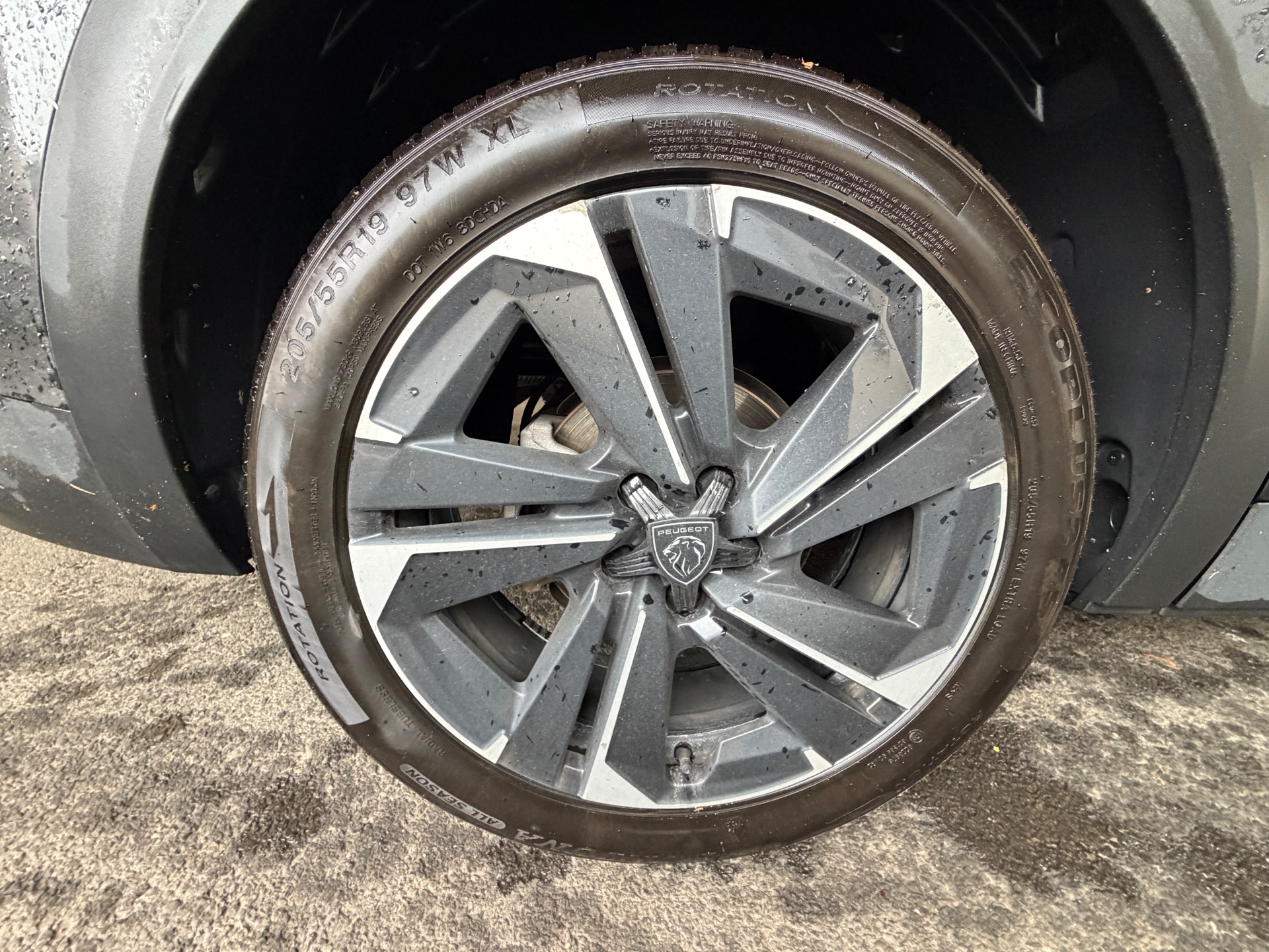 Peugeot 408 1.2 THP Puretech 130ch “Allure Pack”