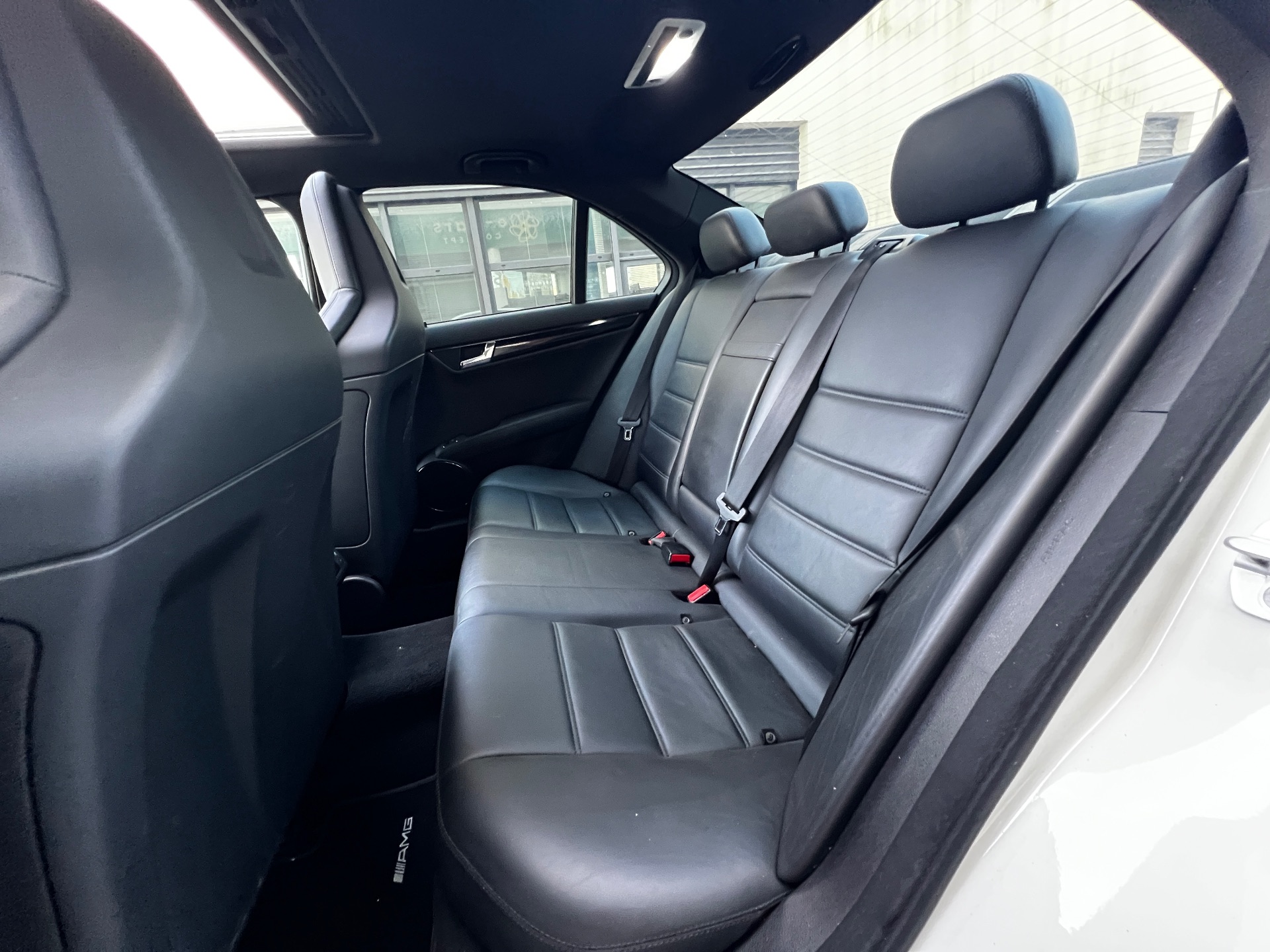Mercedes-Benz C63 V8 6,2L 457ch AMG