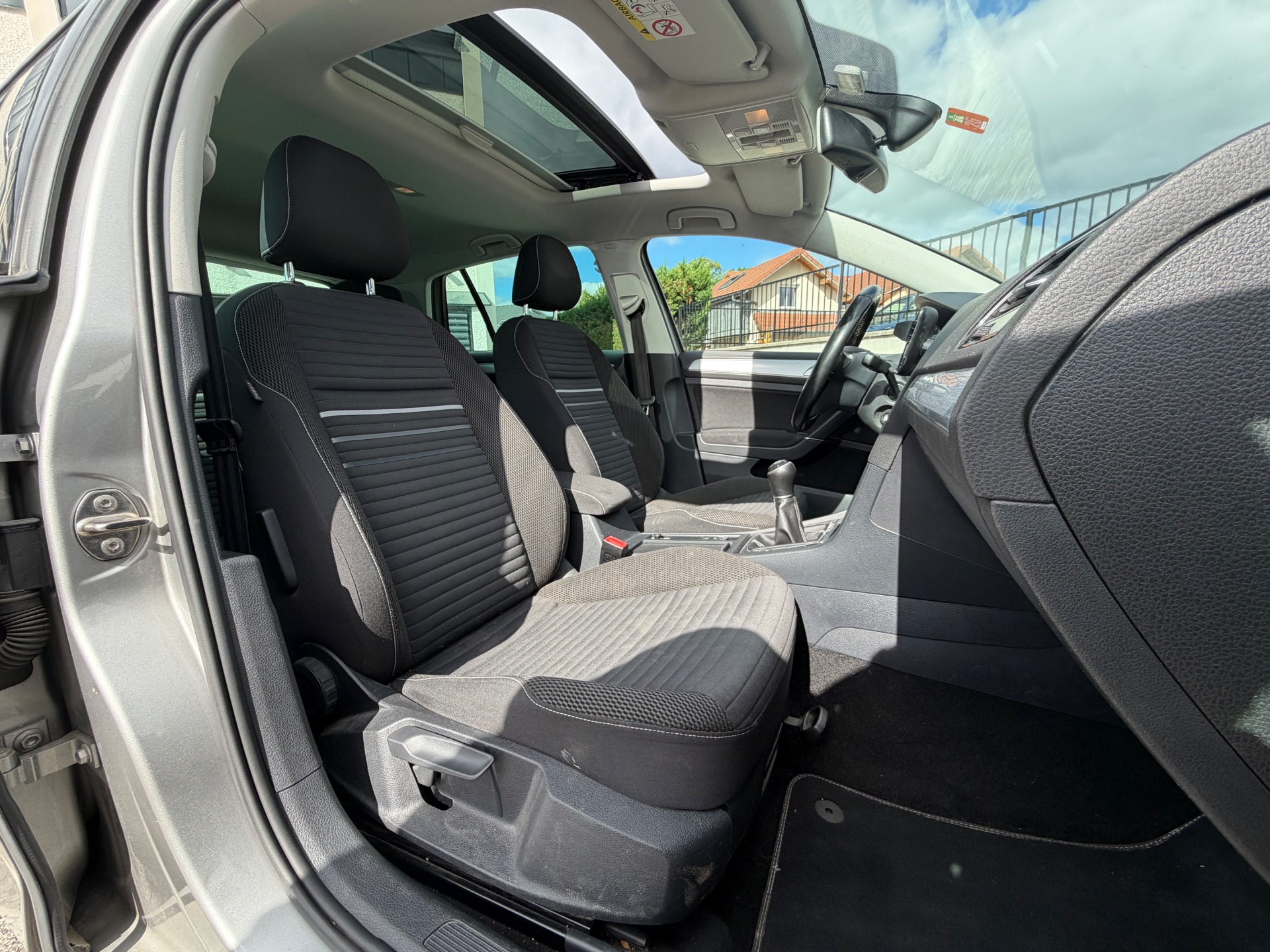 Volkswagen Golf 1.2 TSI 105ch CUP 4 pneus neige sur jantes
