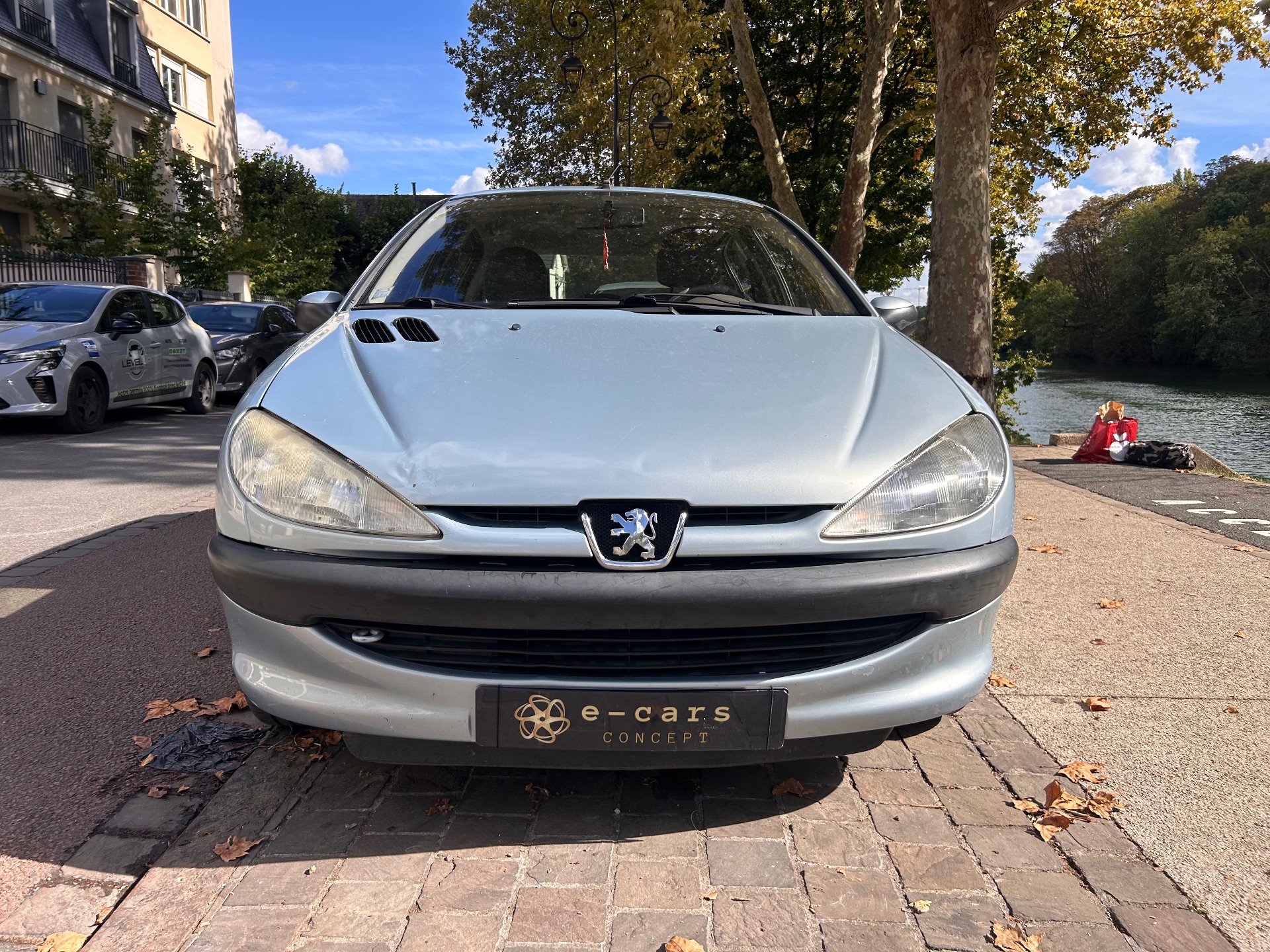 Peugeot 206 1.4 essence 75ch X line clim