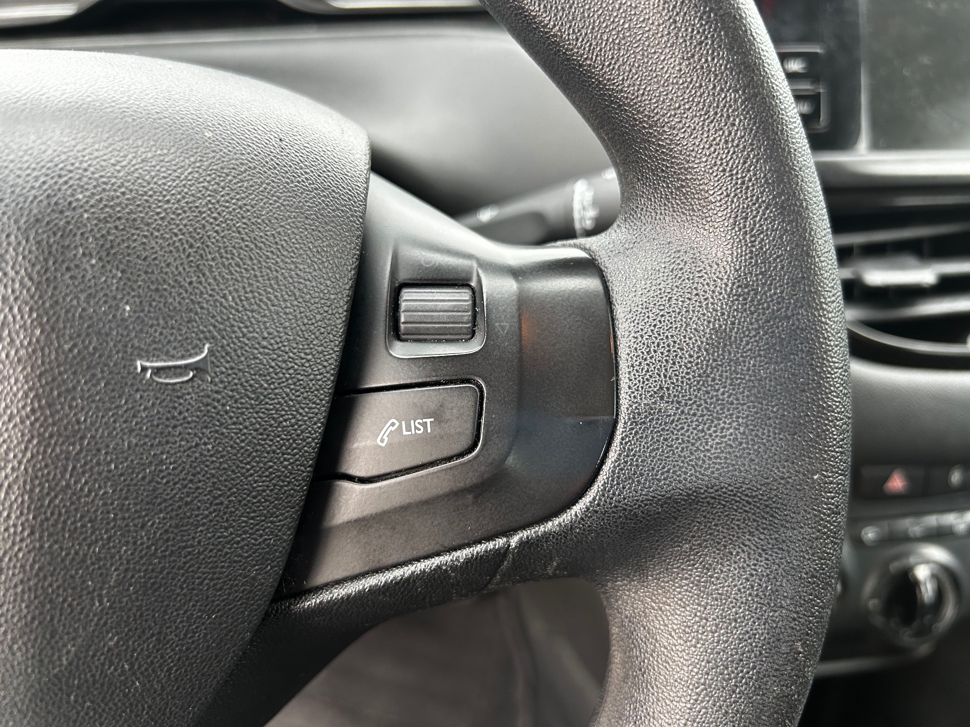 Peugeot 208 1.4hdi 68ch active