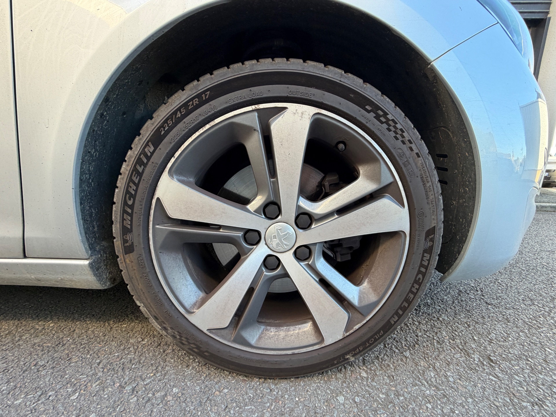Peugeot 308 SW 2.0 BlueHDI 150ch “Allure Business”