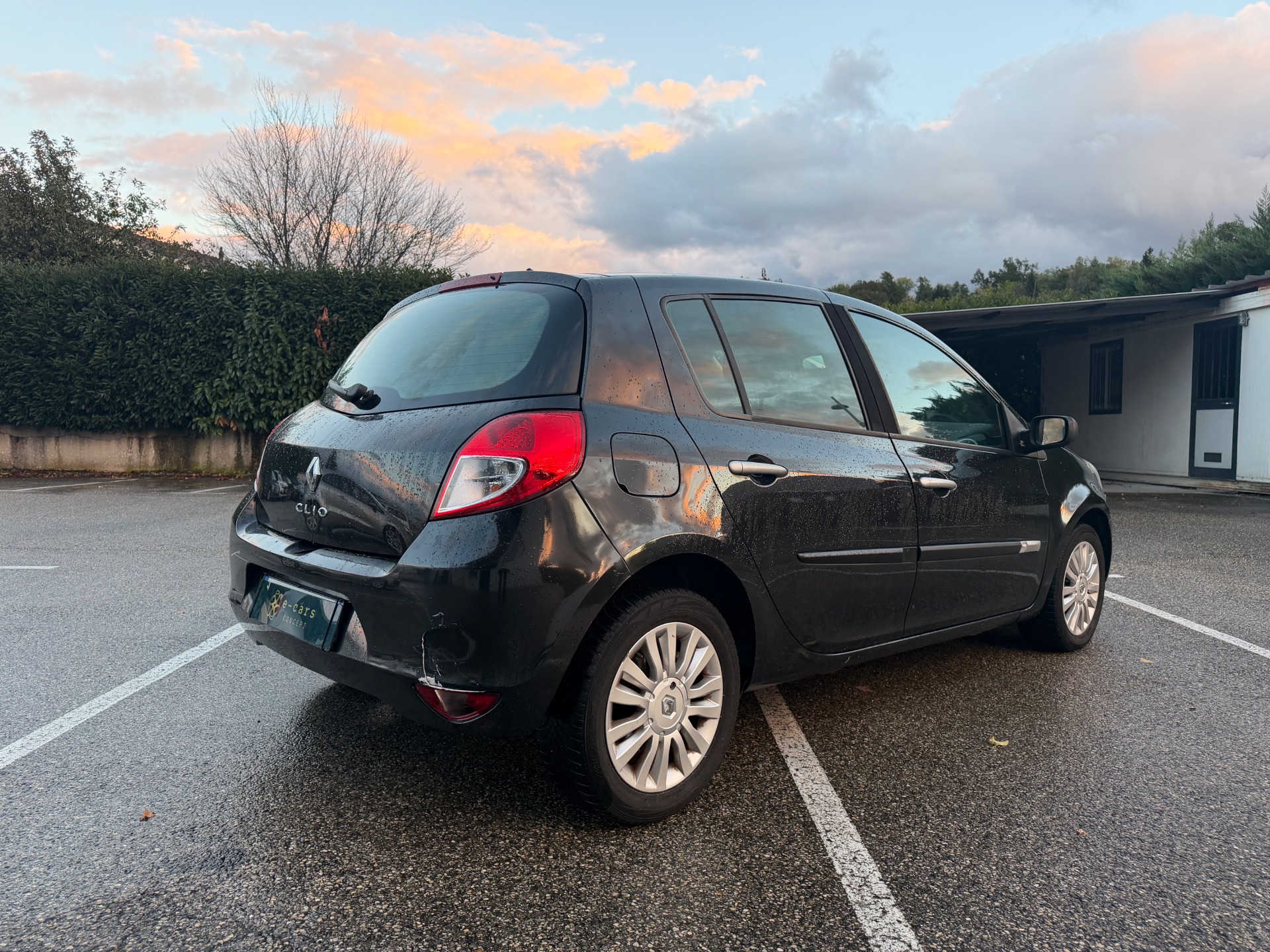 Renault Clio III 1.2 75ch