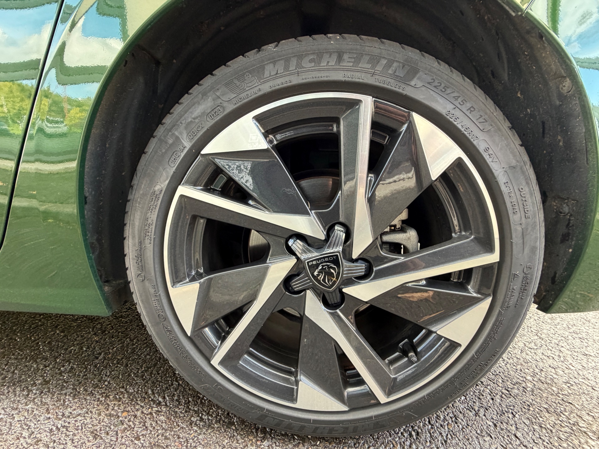 Peugeot 308 1.2 Puretech 130ch “Allure Pack”