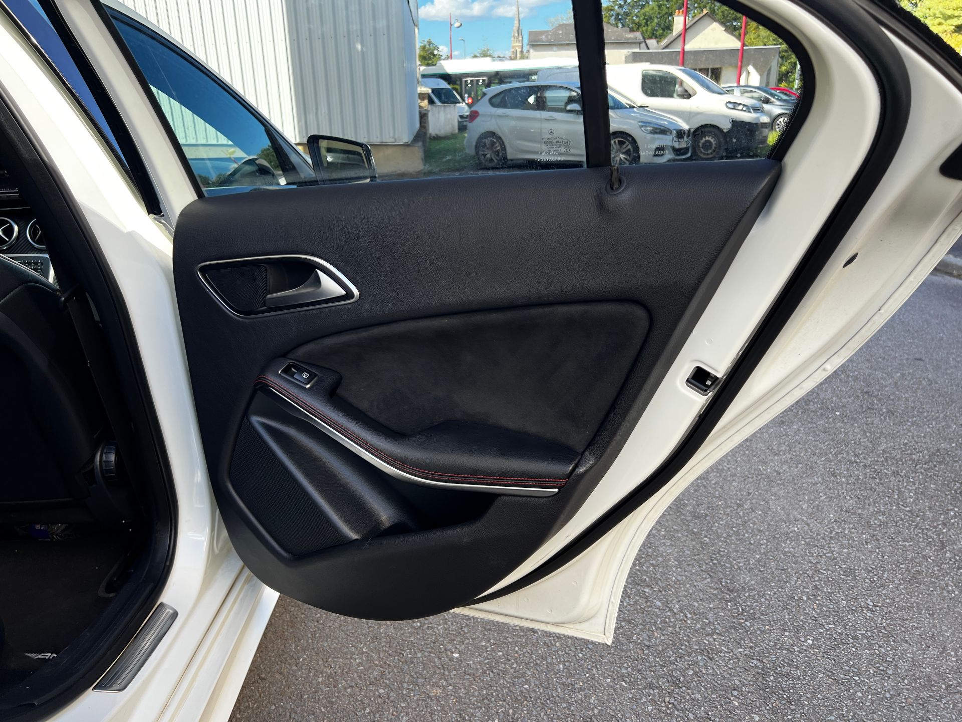 MERCEDES BENZ CLASSE A 200 D 136ch Fascination