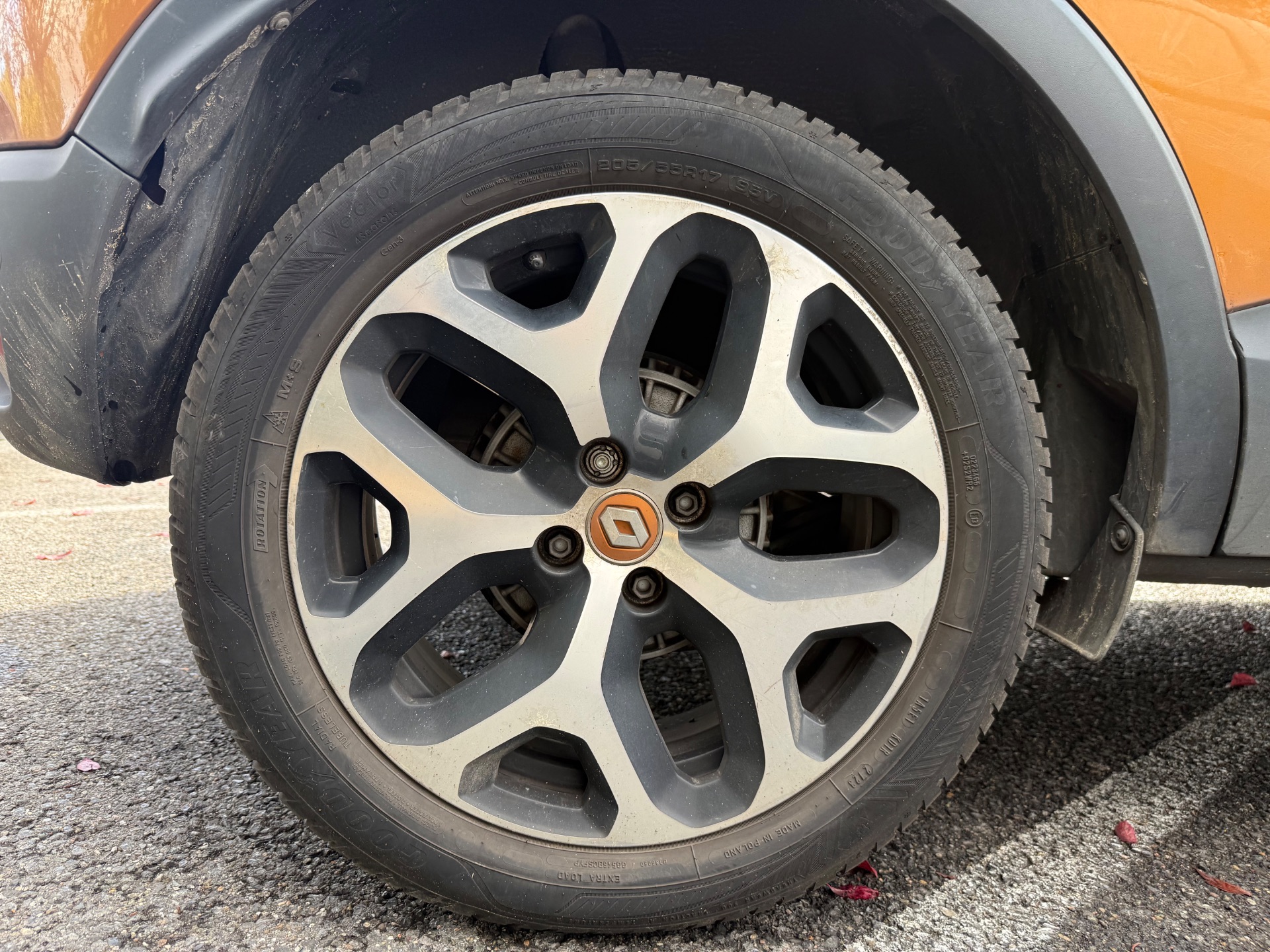Renault Captur 1.2 TCe 16V EDC6 118ch Intens