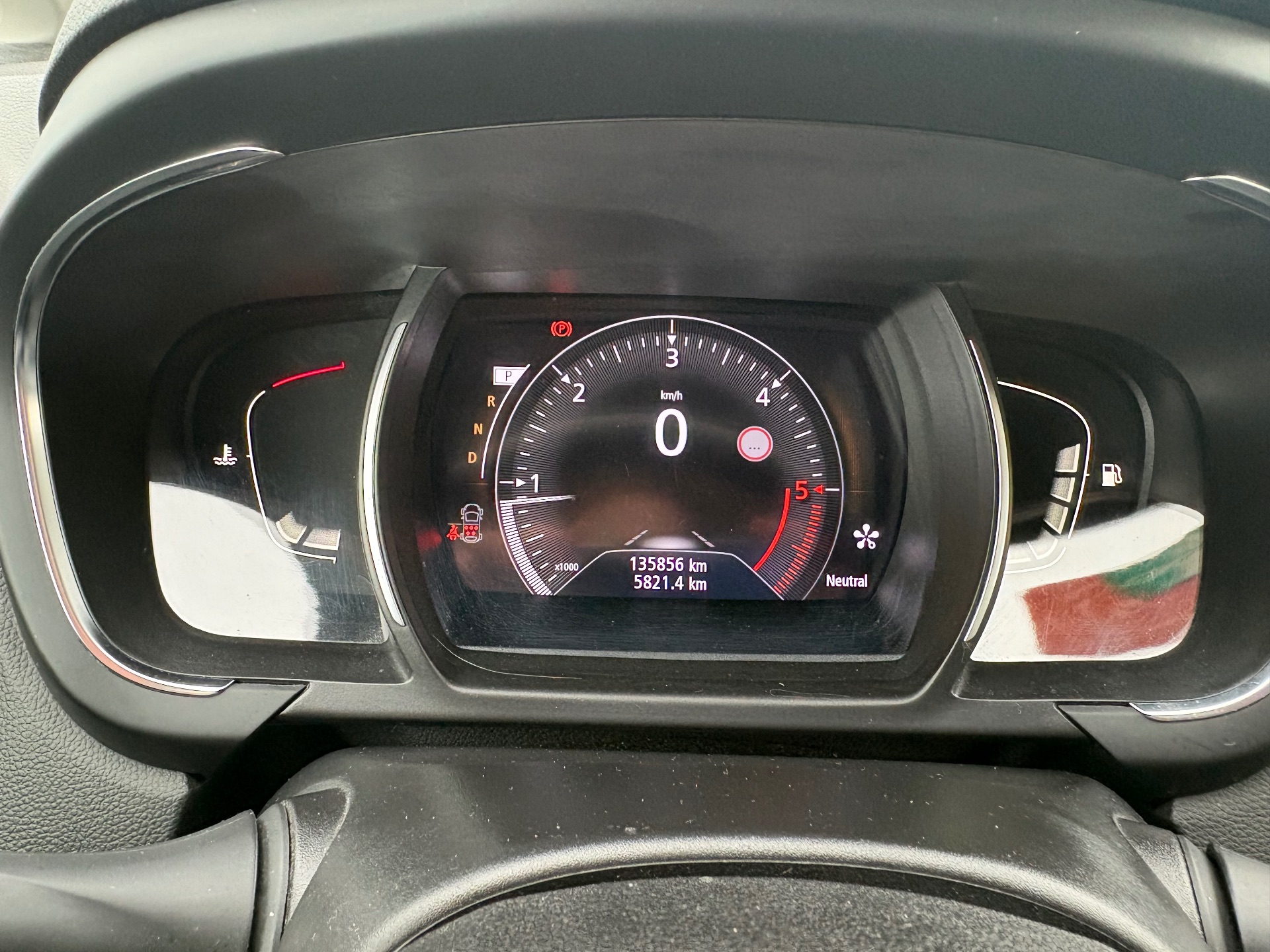 Renault Grand Scenic 1.6 DCI 160ch Initiale Paris