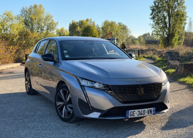 Peugeot 308 1.5 BLUEHDI 130ch allure pack