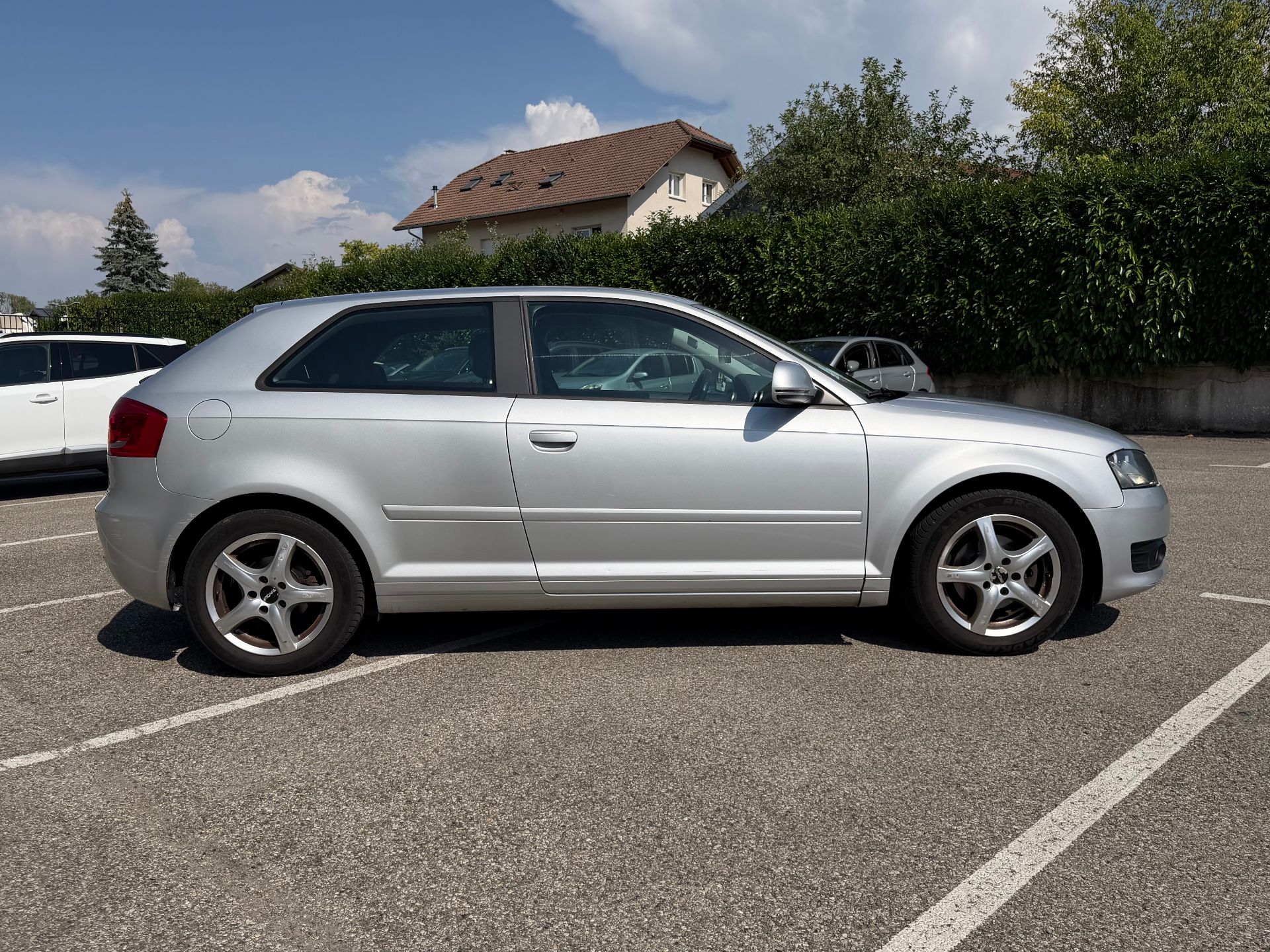 Audi A3 1.6 tdi 105ch AMBITION