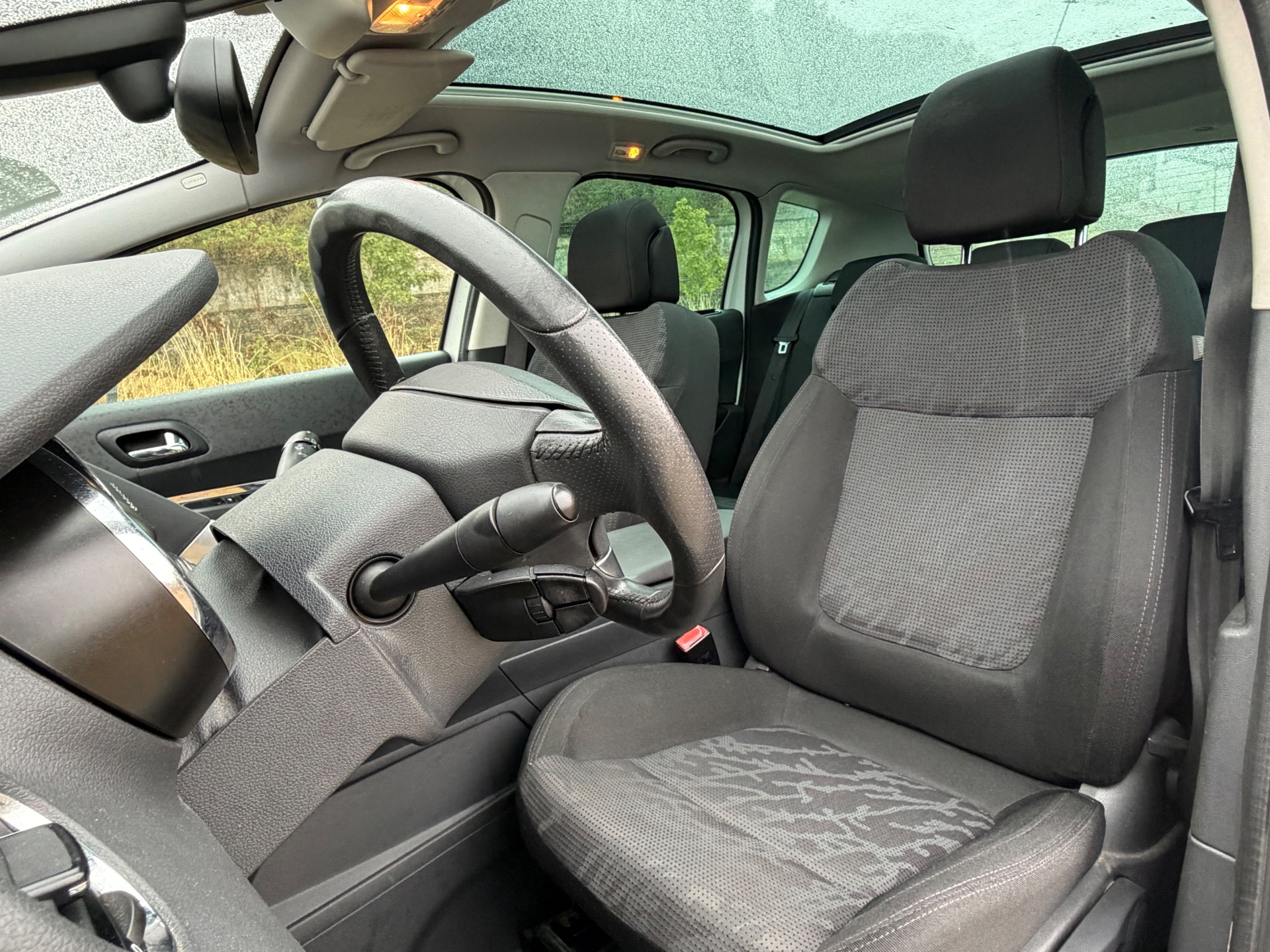 peugeot 3008 1.6thp 156ch prenium