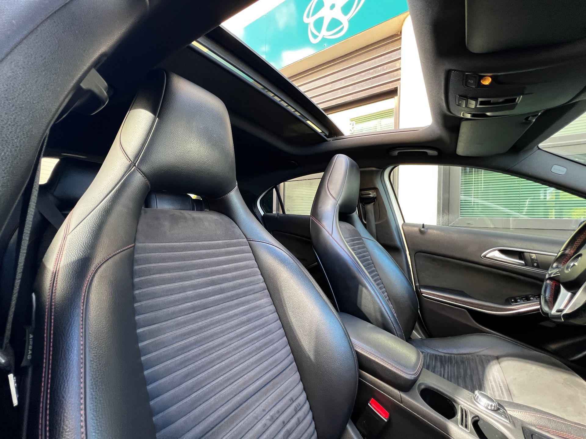 MERCEDES BENZ CLASSE A 200 D 136ch Fascination