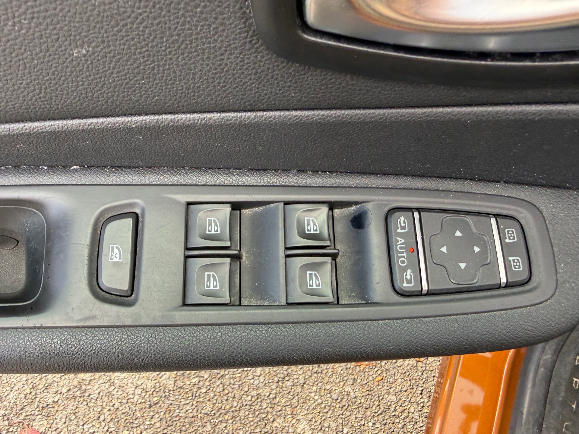 Renault Captur 1.2 TCe 16V EDC6 118ch Intens