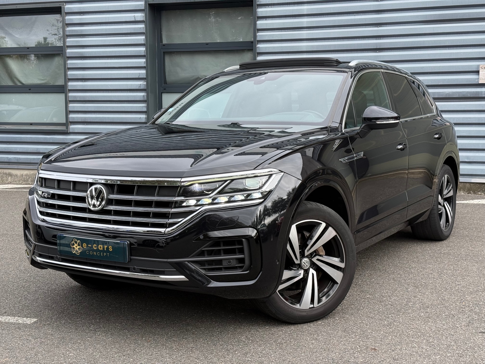 Volkswagen Touareg 3.0 TDI V6 4 MOTION 286ch R-line