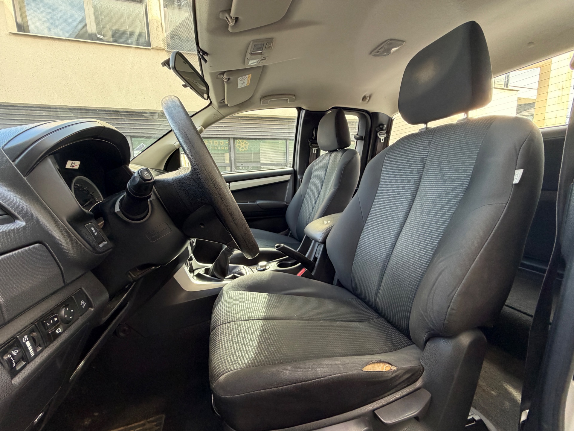 isuzu D-MAX 1.9 DDi 164ch “Planet”